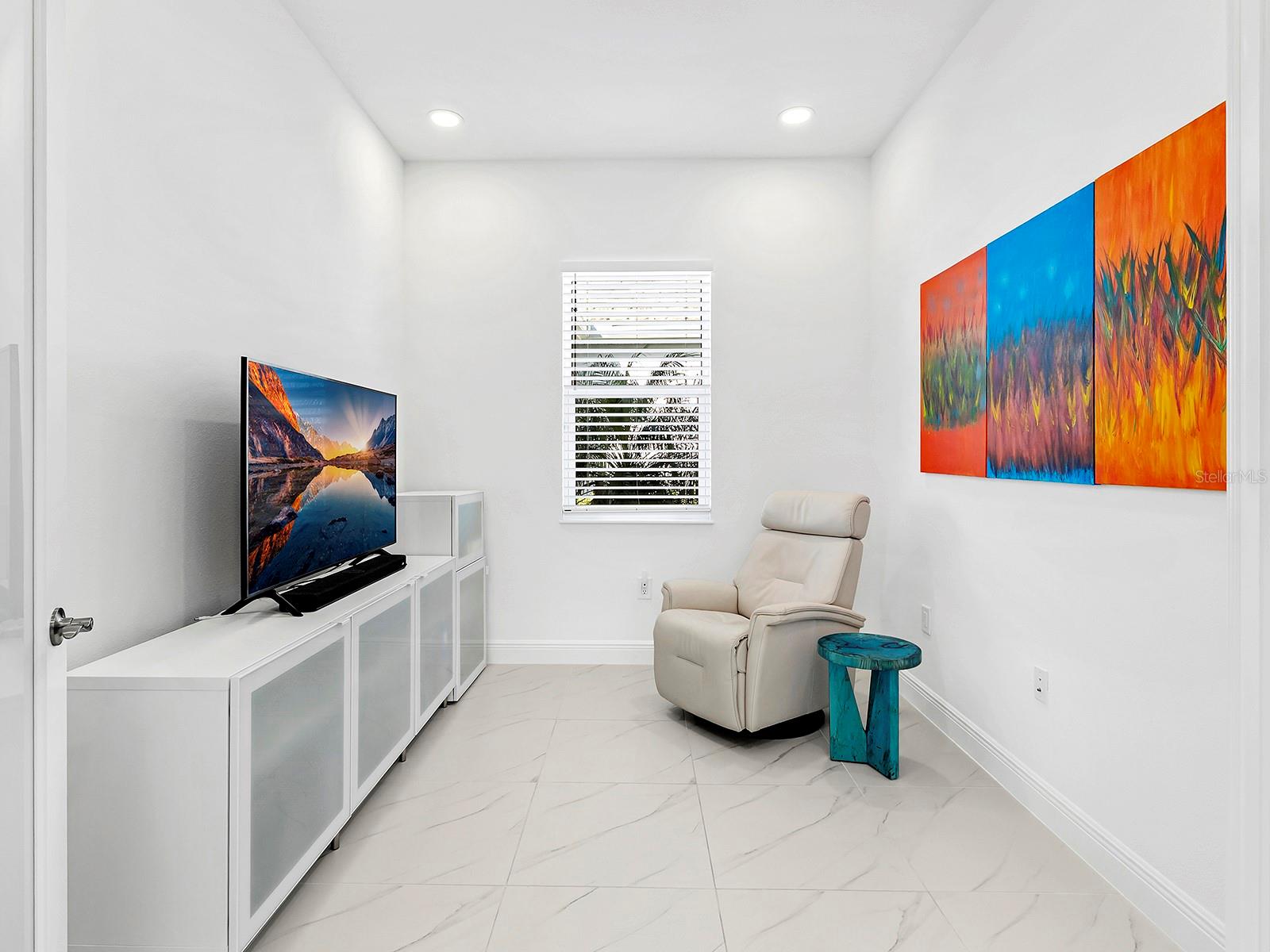 7959 WATERBEND TRL