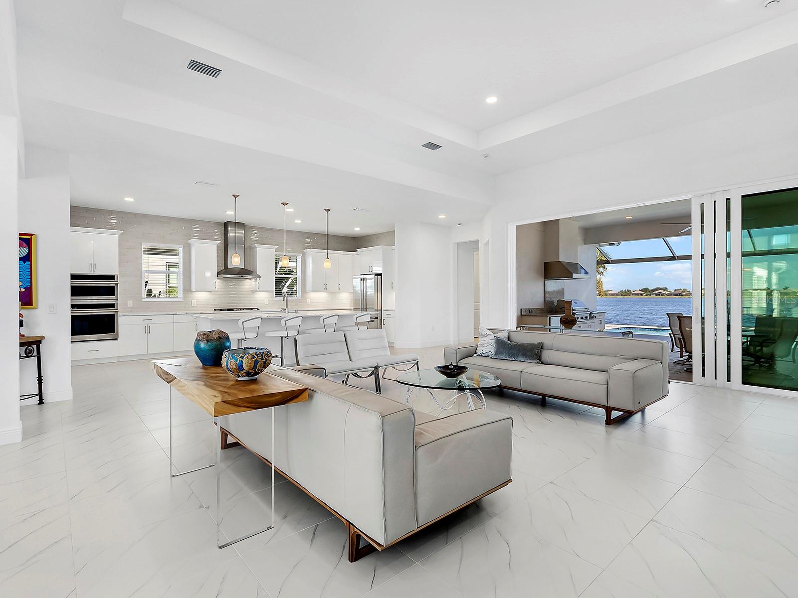 7959 WATERBEND TRL