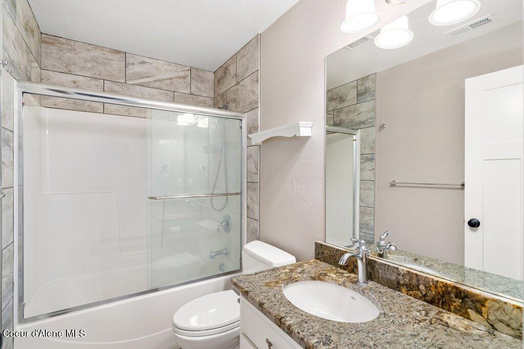 5235 S Ledgestone Dr, Coeur d'Alene