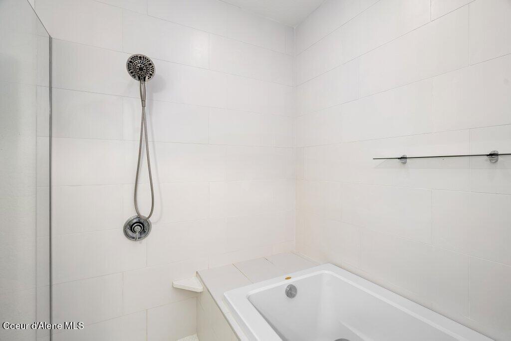 5235 S Ledgestone Dr, Coeur d'Alene