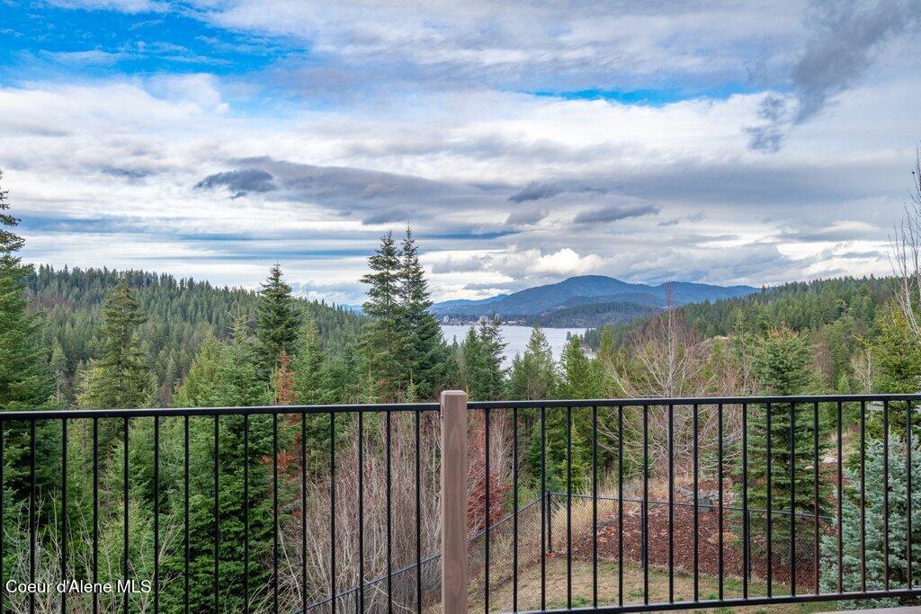 5235 S Ledgestone Dr, Coeur d'Alene