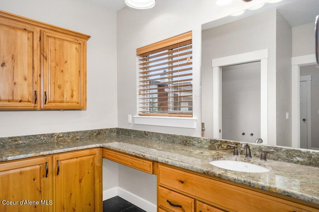 5235 S Ledgestone Dr, Coeur d'Alene