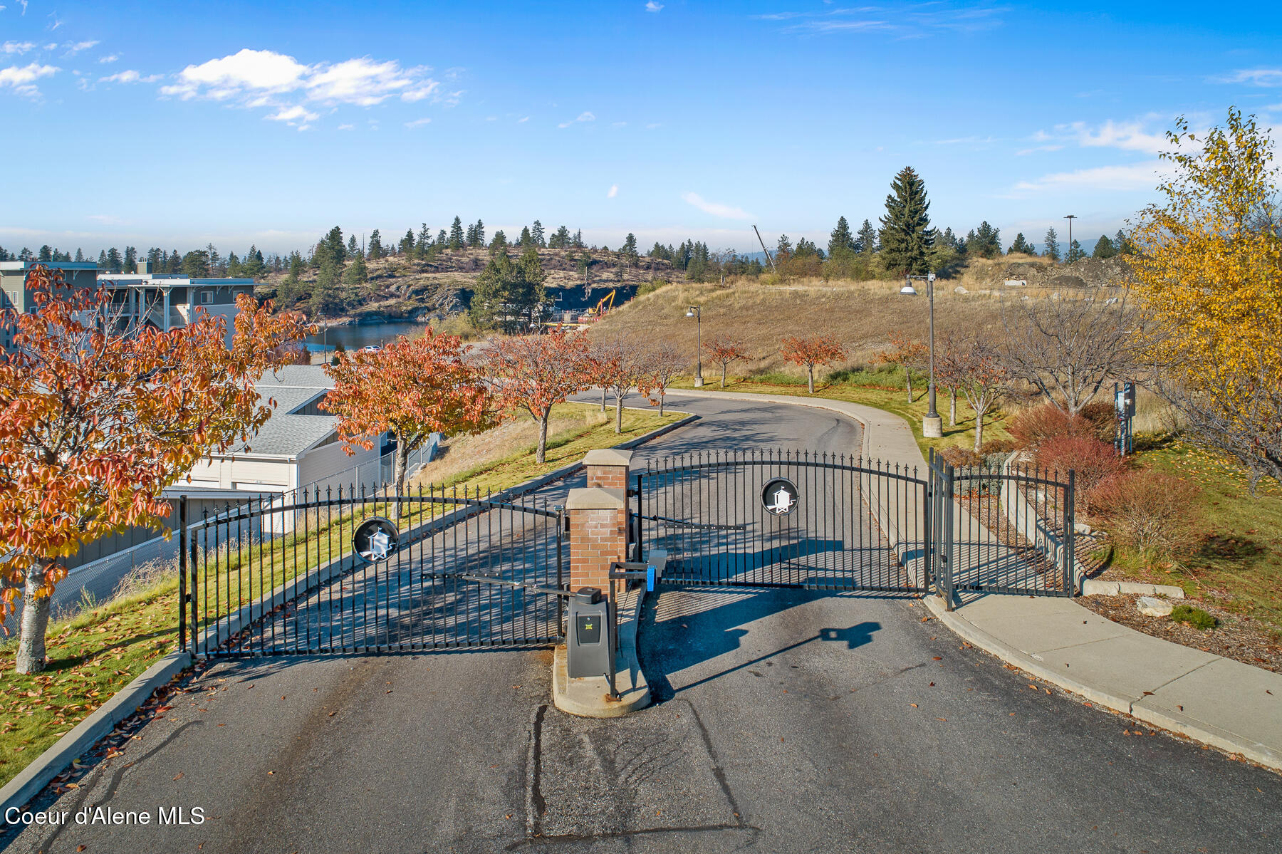 447 W Waterside Dr #304