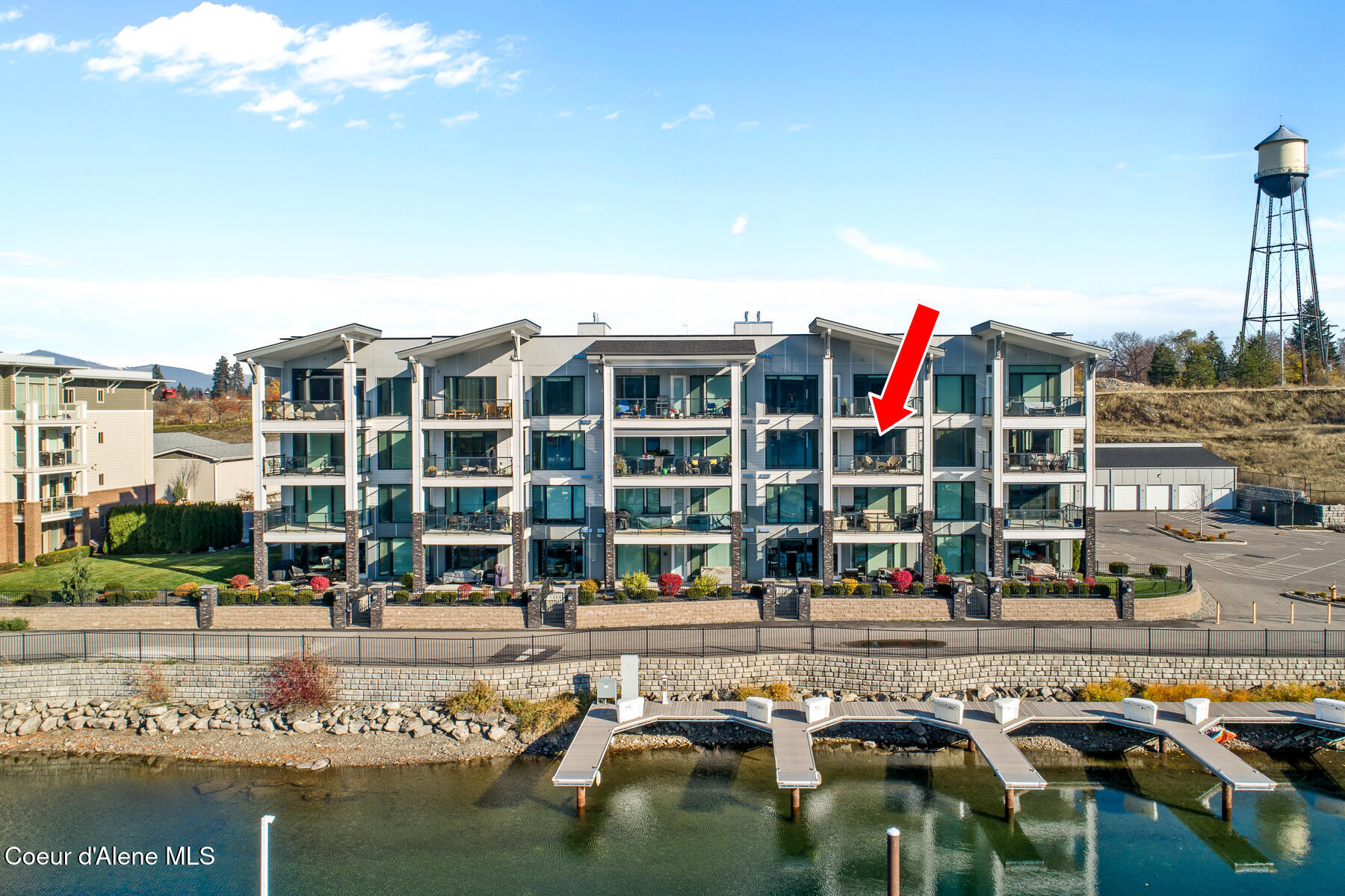 447 W Waterside Dr #304