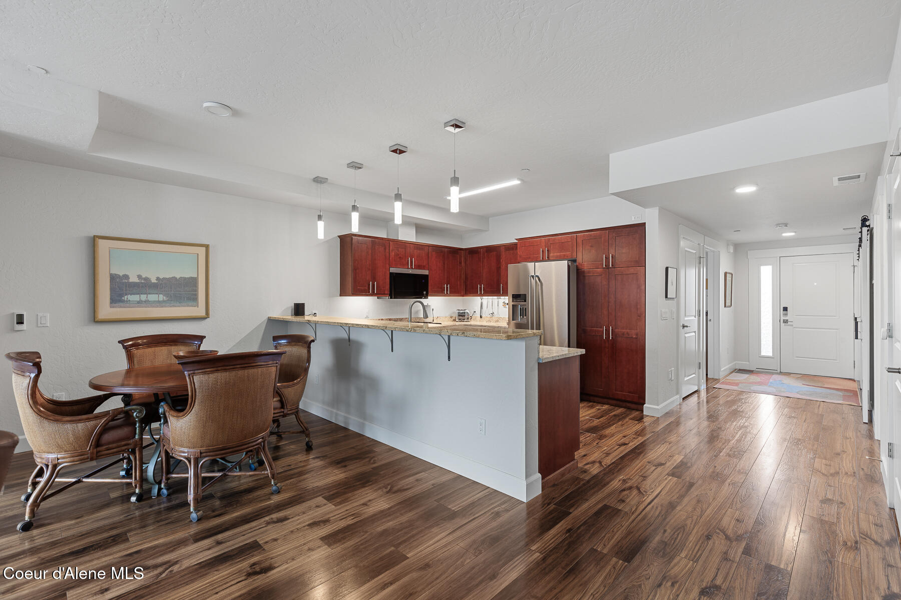 447 W Waterside Dr #304