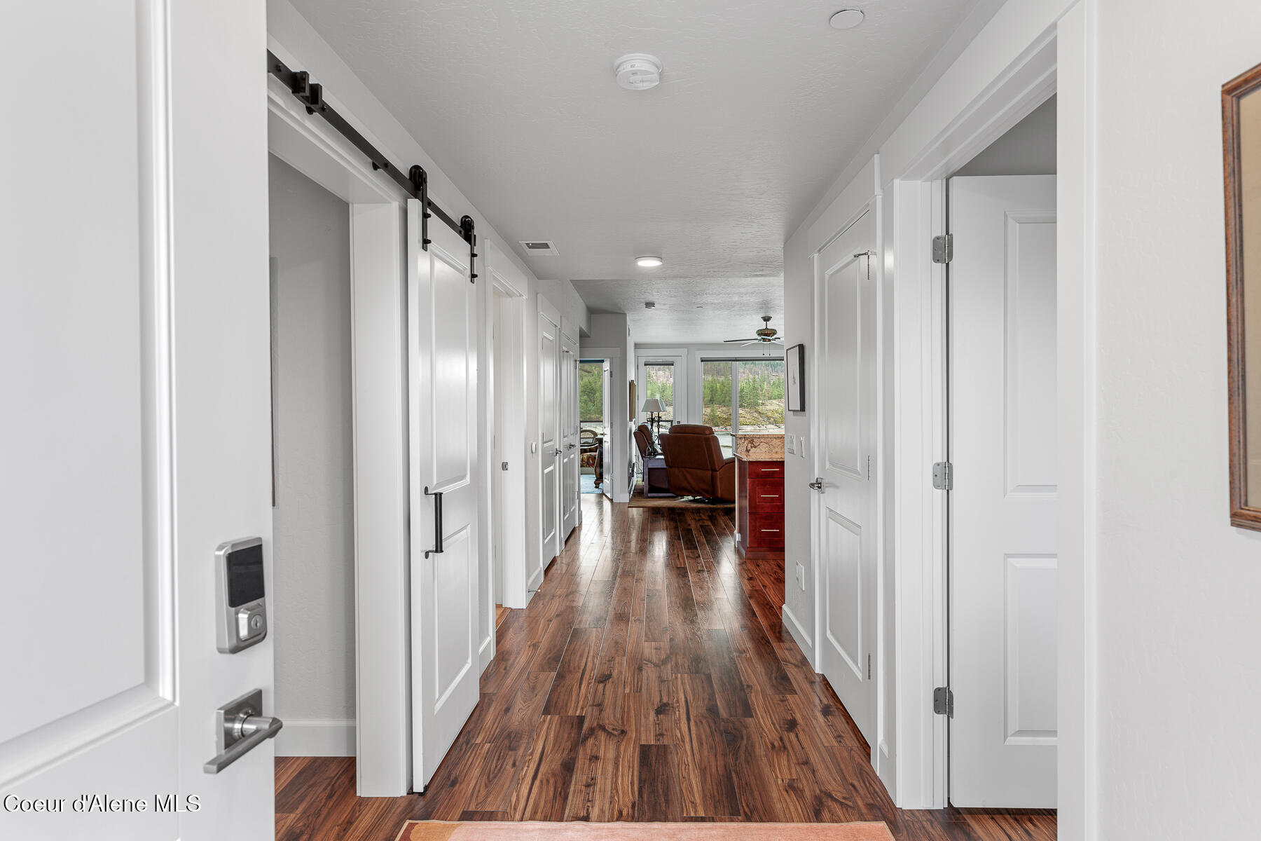 447 W Waterside Dr #304