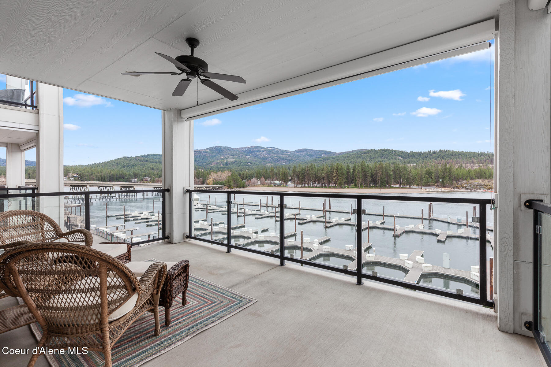 447 W Waterside Dr #304