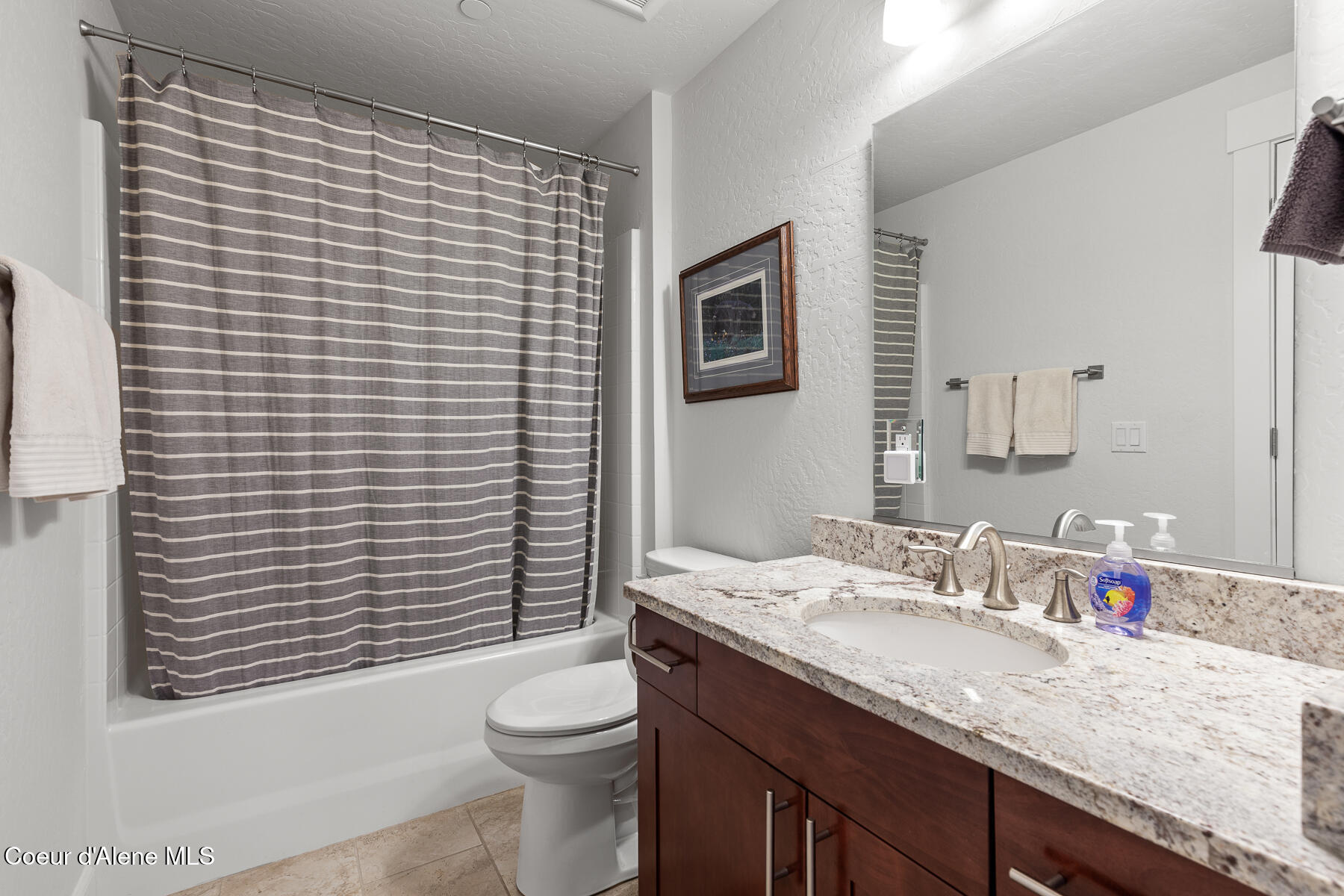 447 W Waterside Dr #304