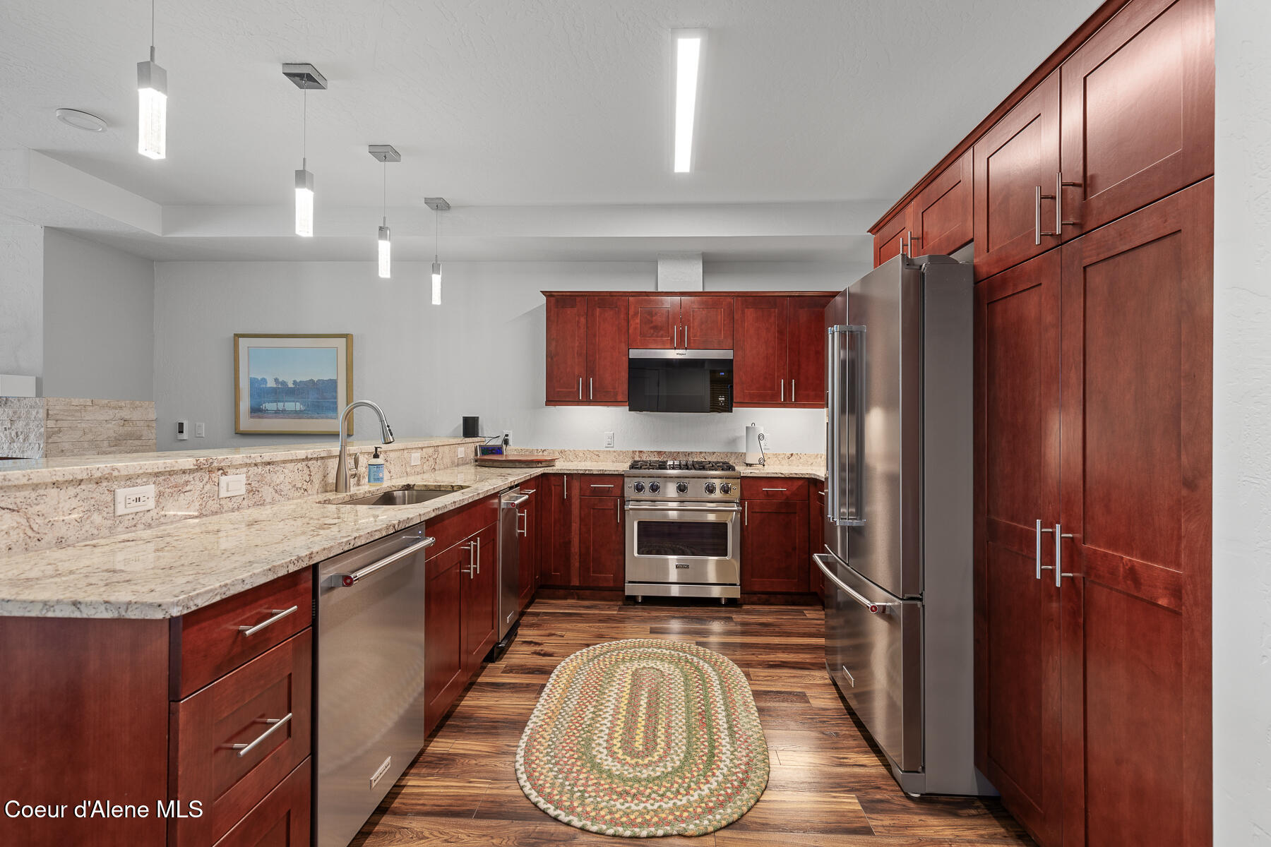 447 W Waterside Dr #304