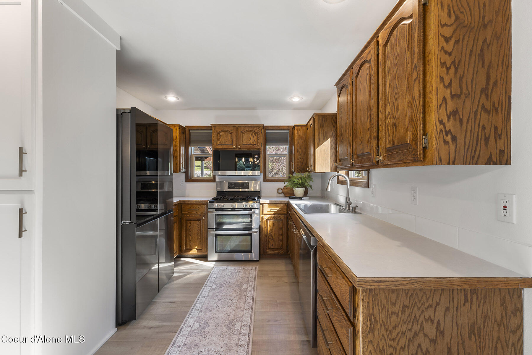 15826 W Hollister Hills DR