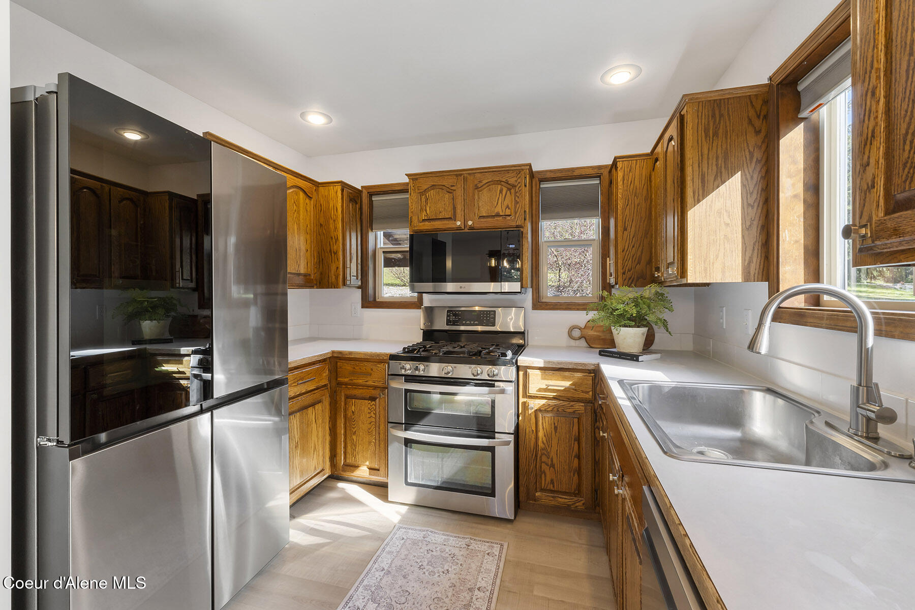15826 W Hollister Hills DR