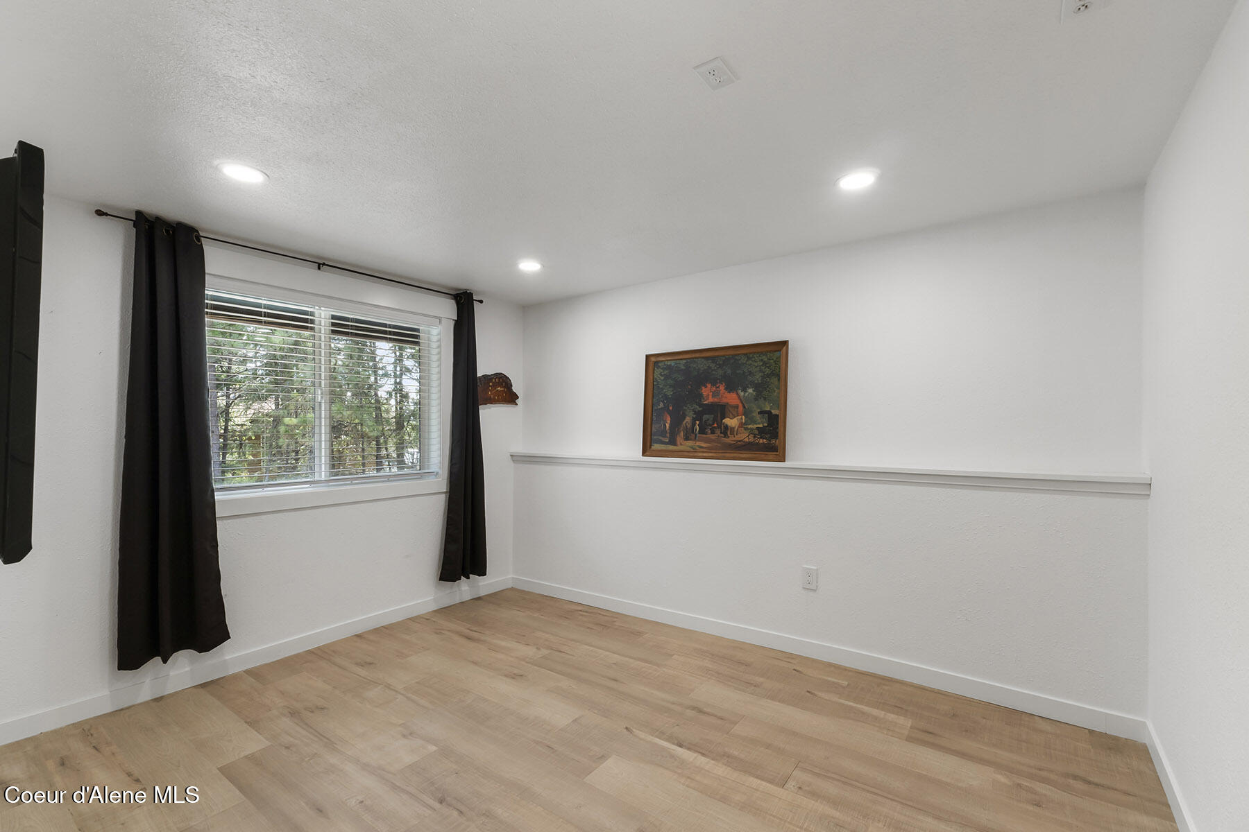 15826 W Hollister Hills DR