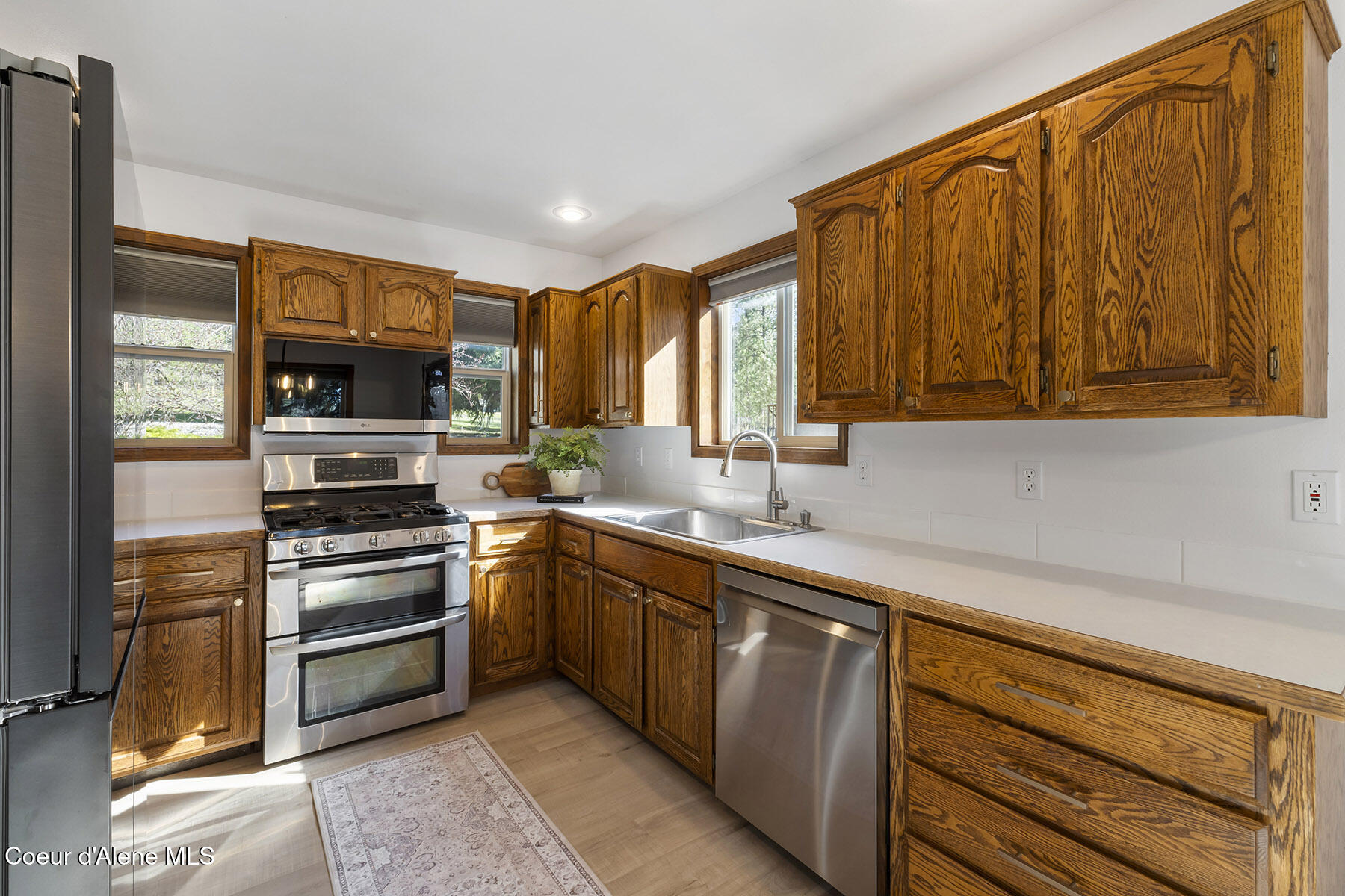 15826 W Hollister Hills DR