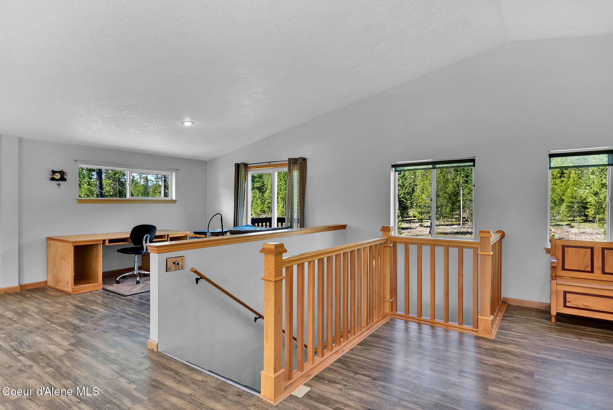 386 Ursa LN