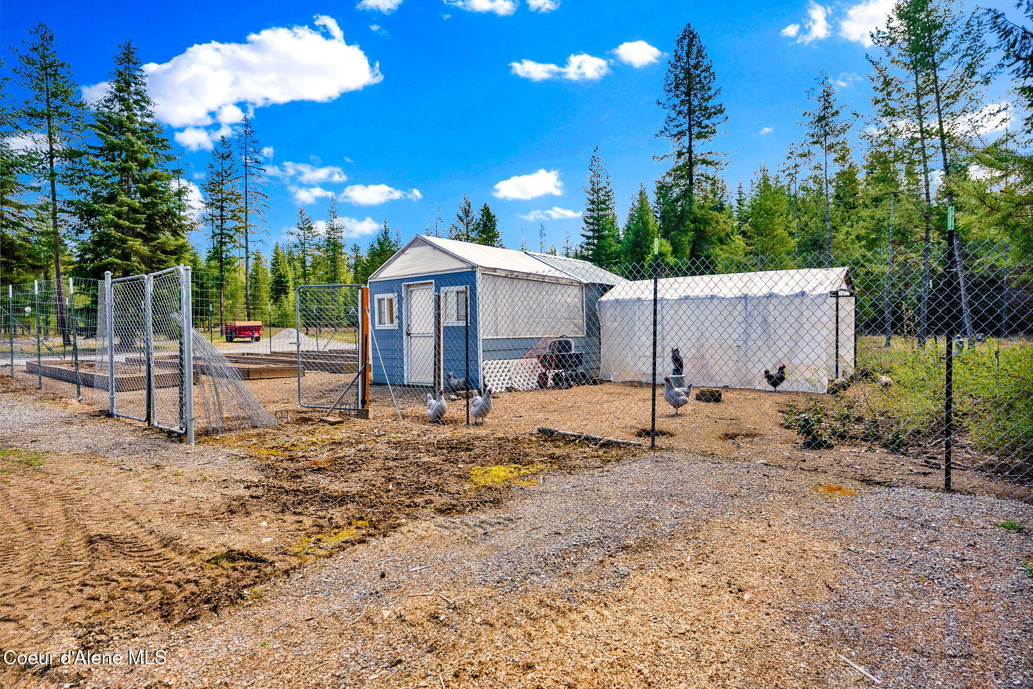 386 Ursa LN