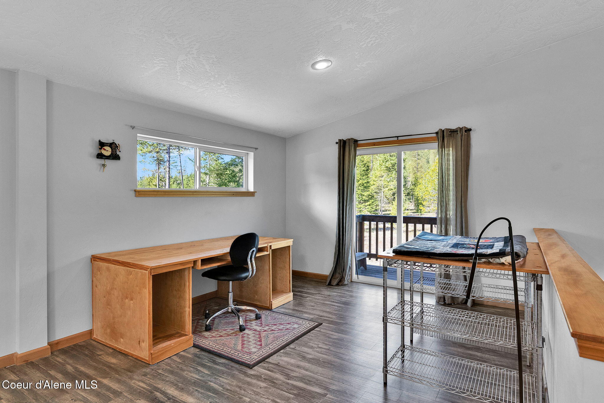 386 Ursa LN