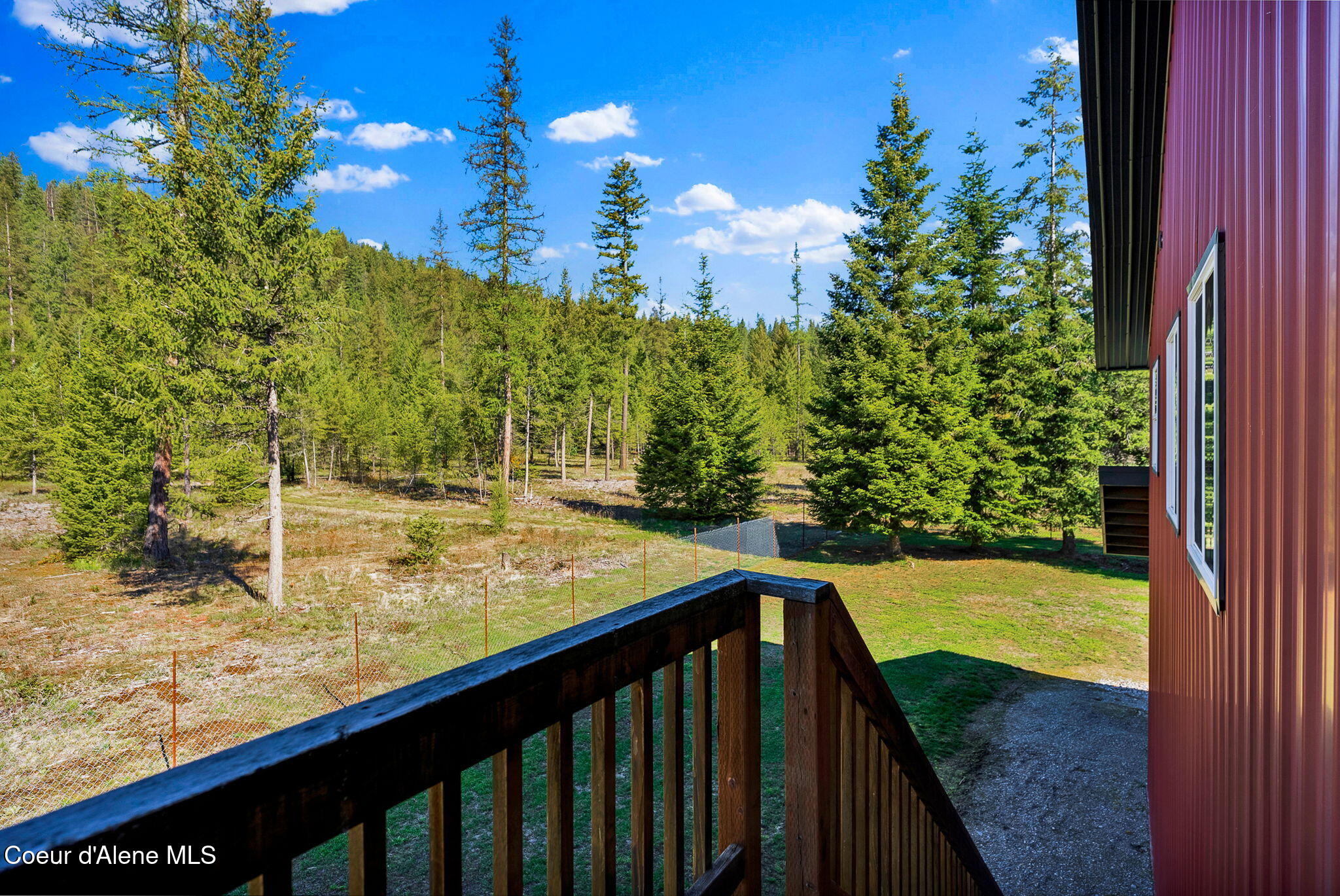 386 Ursa LN