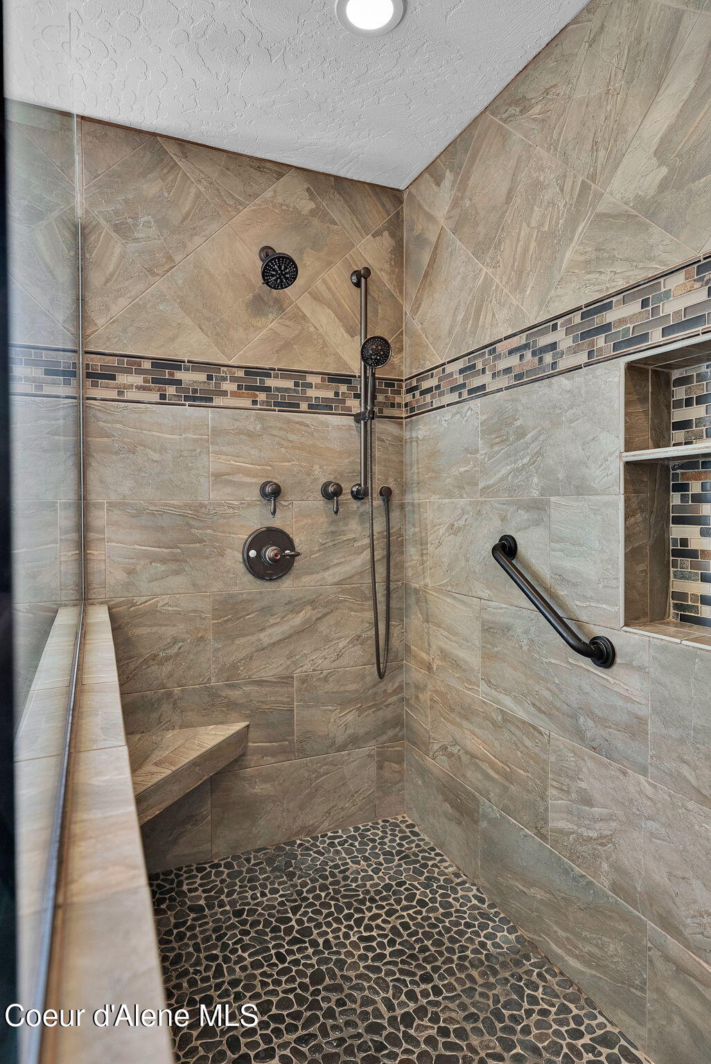 386 Ursa LN