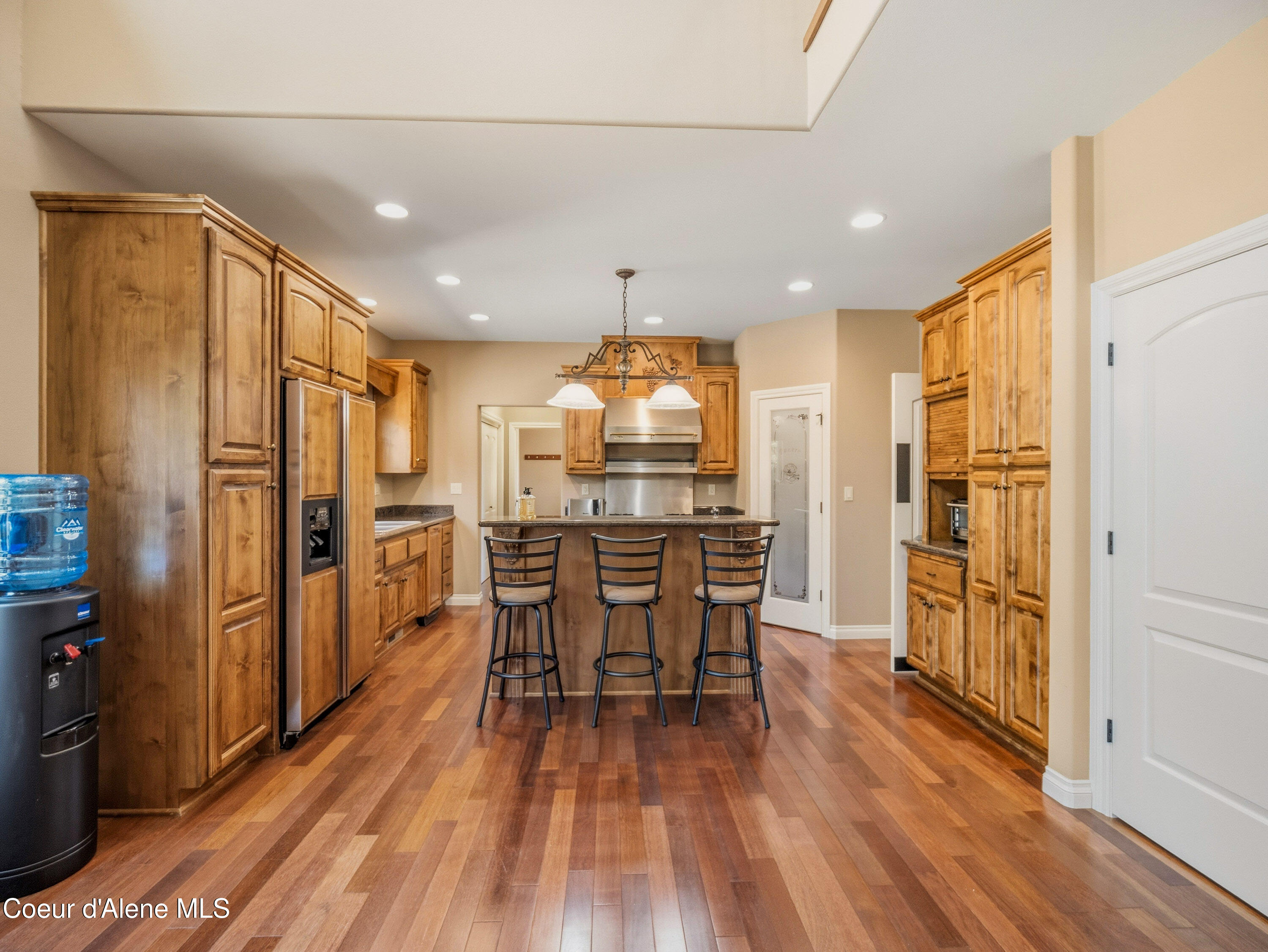 4231 E Burchell DR