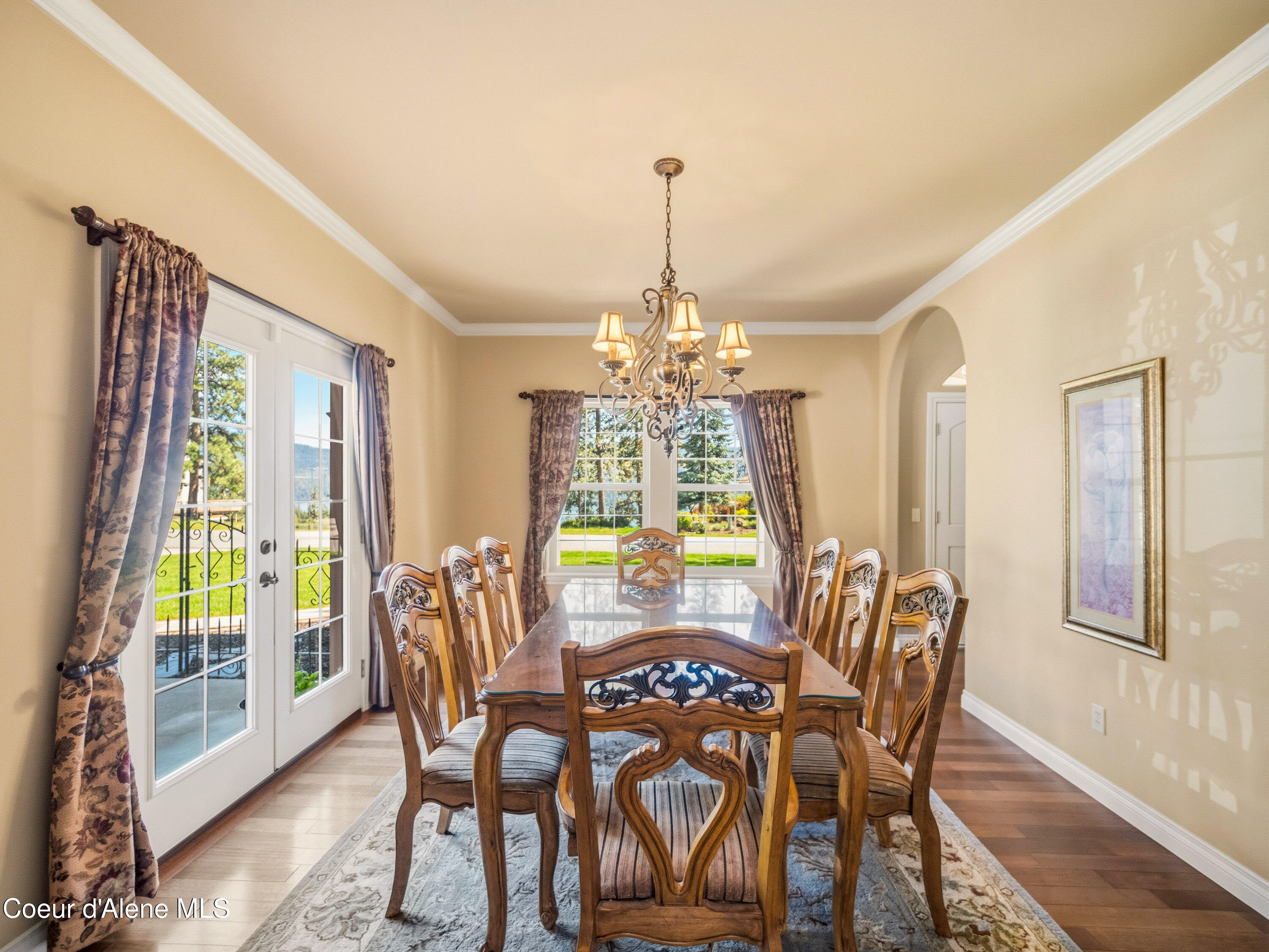 4231 E Burchell DR