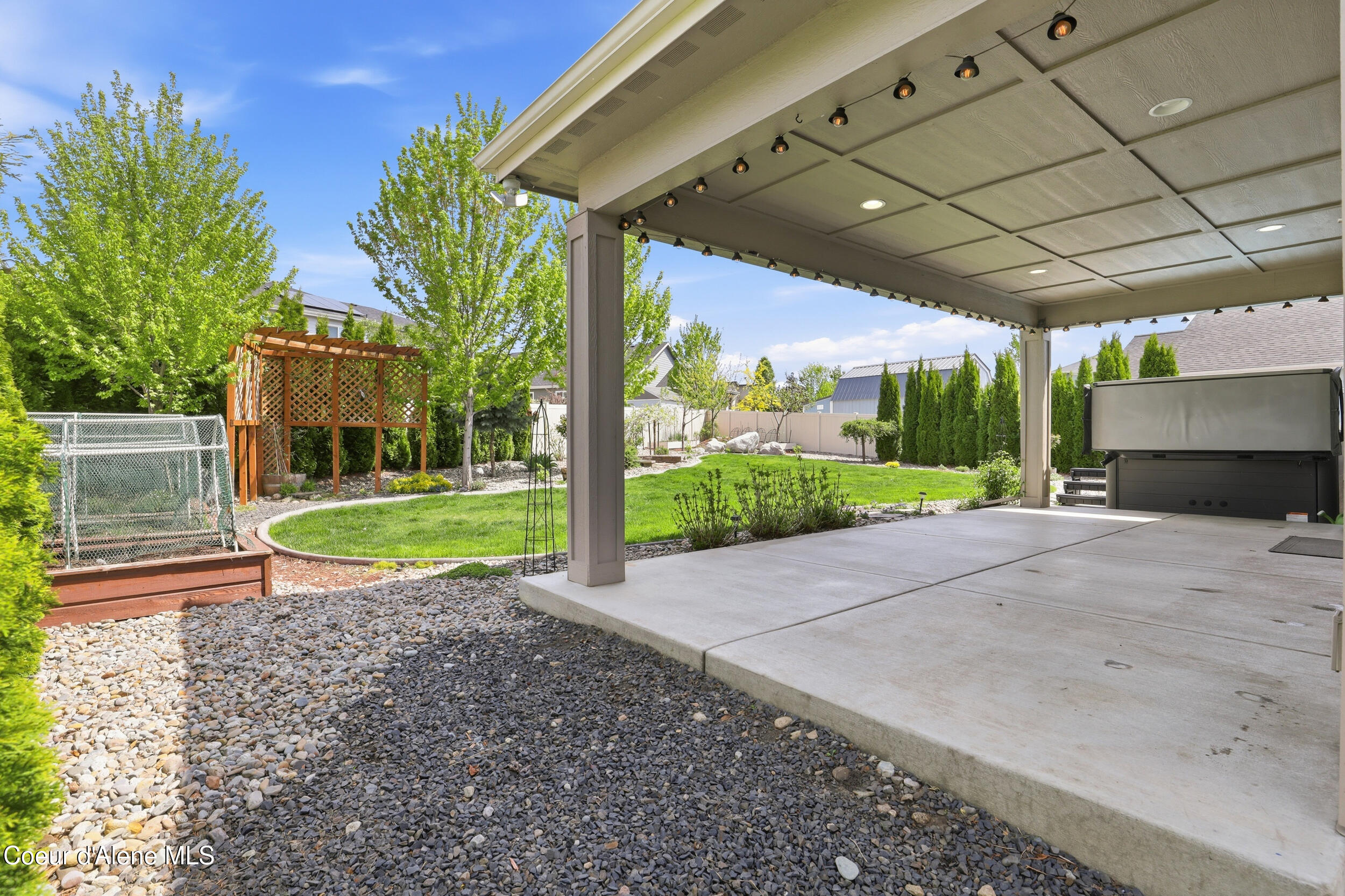 1880 W Alsea Loop