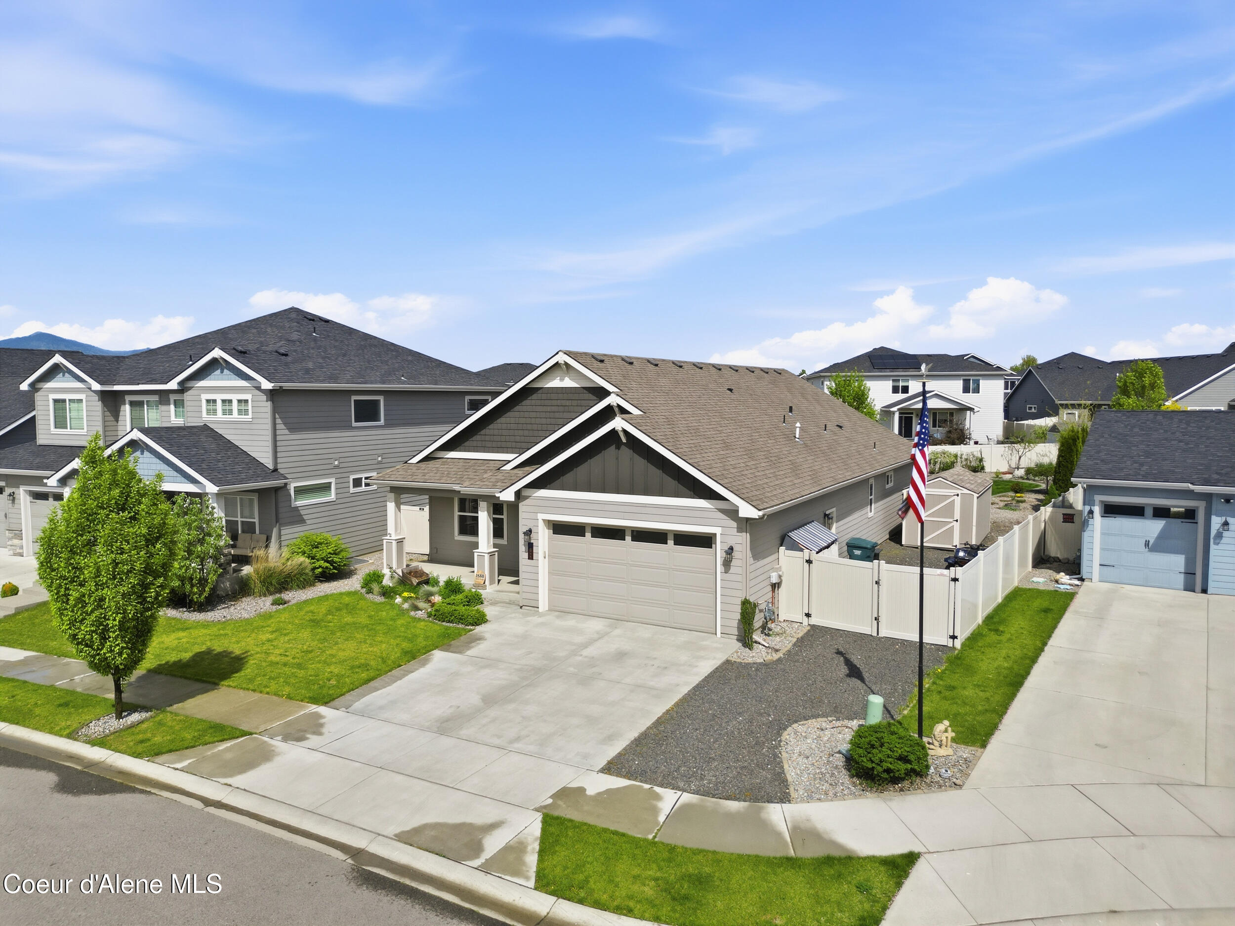 1880 W Alsea Loop