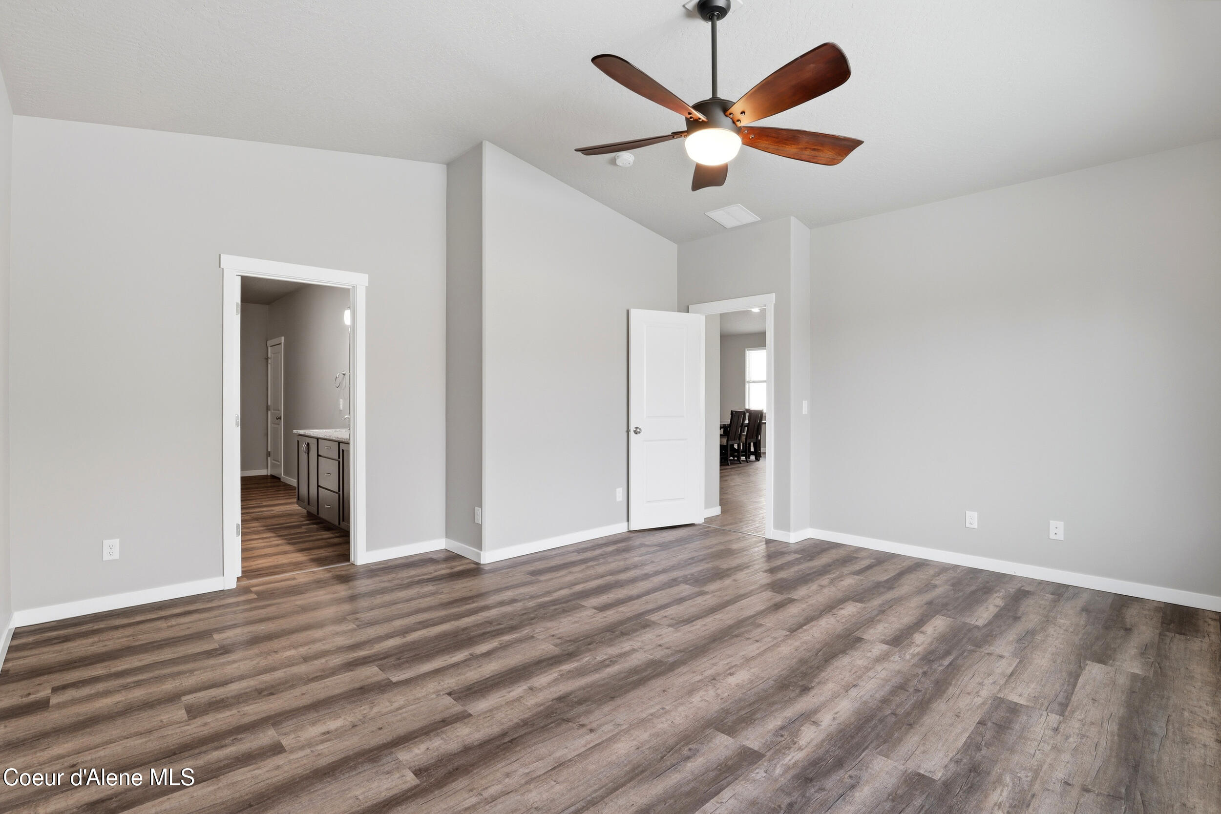 1880 W Alsea Loop