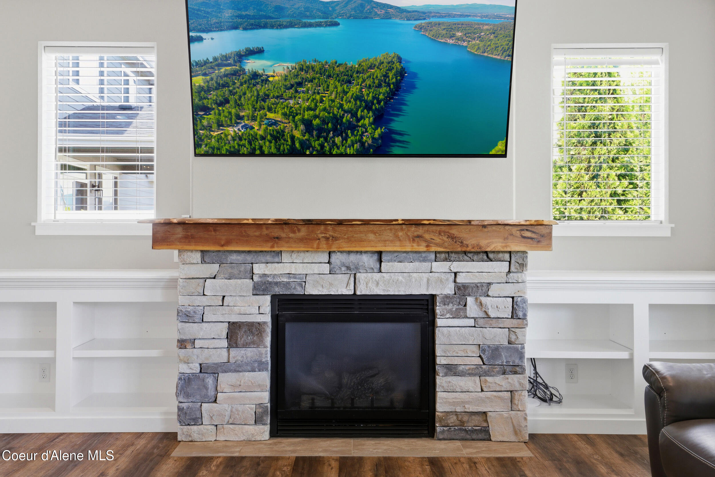 1880 W Alsea Loop