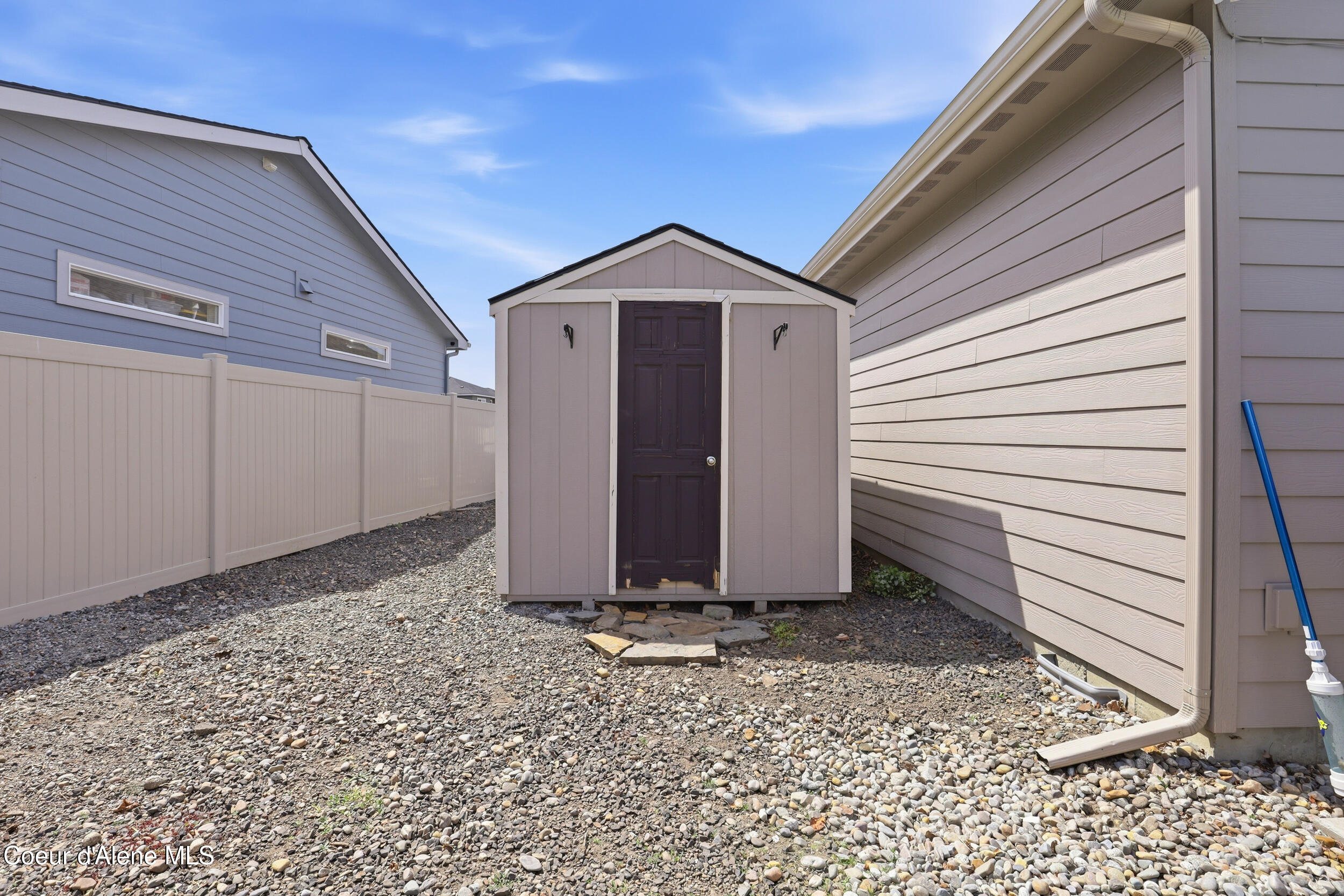 1880 W Alsea Loop