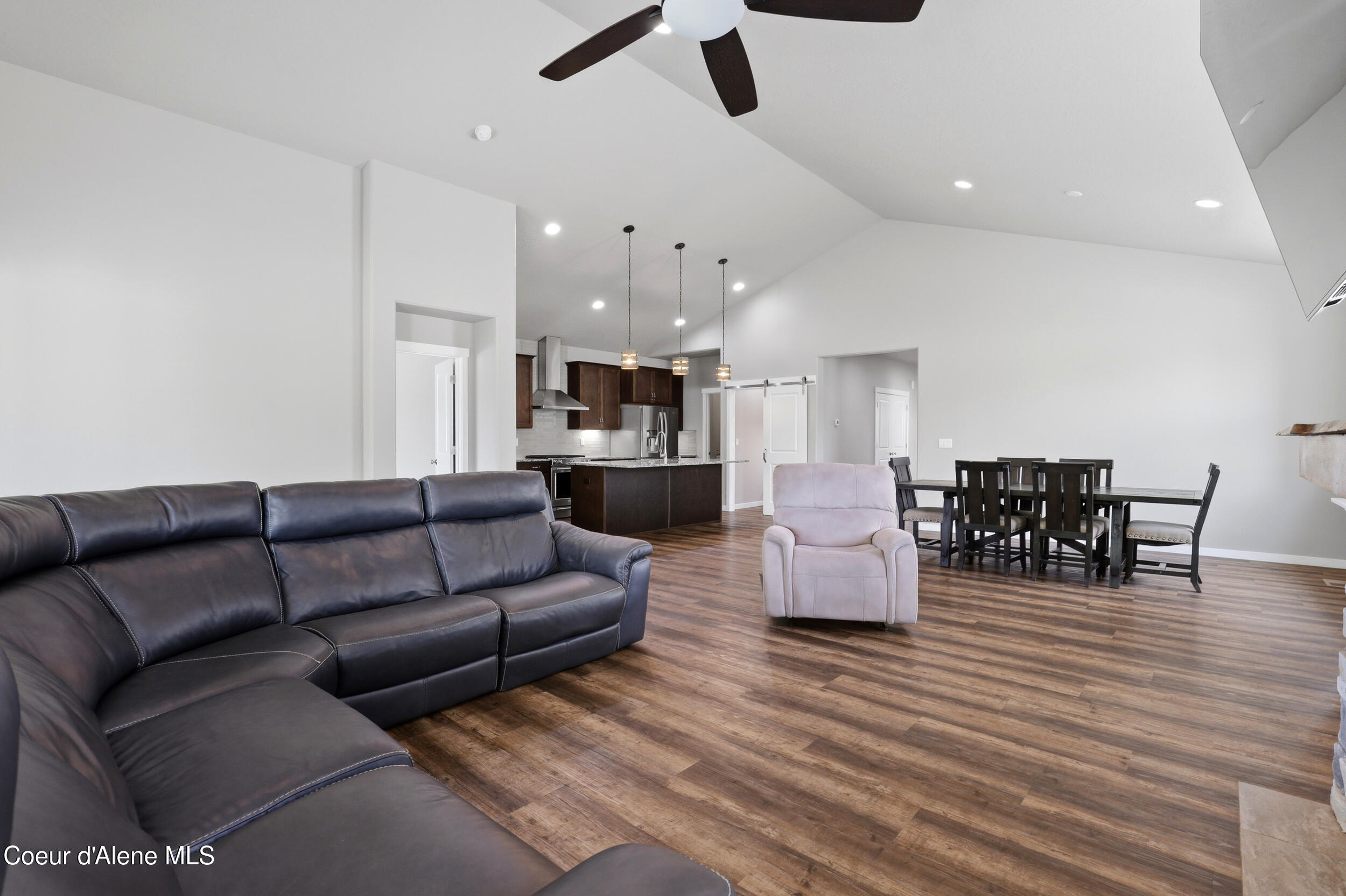 1880 W Alsea Loop