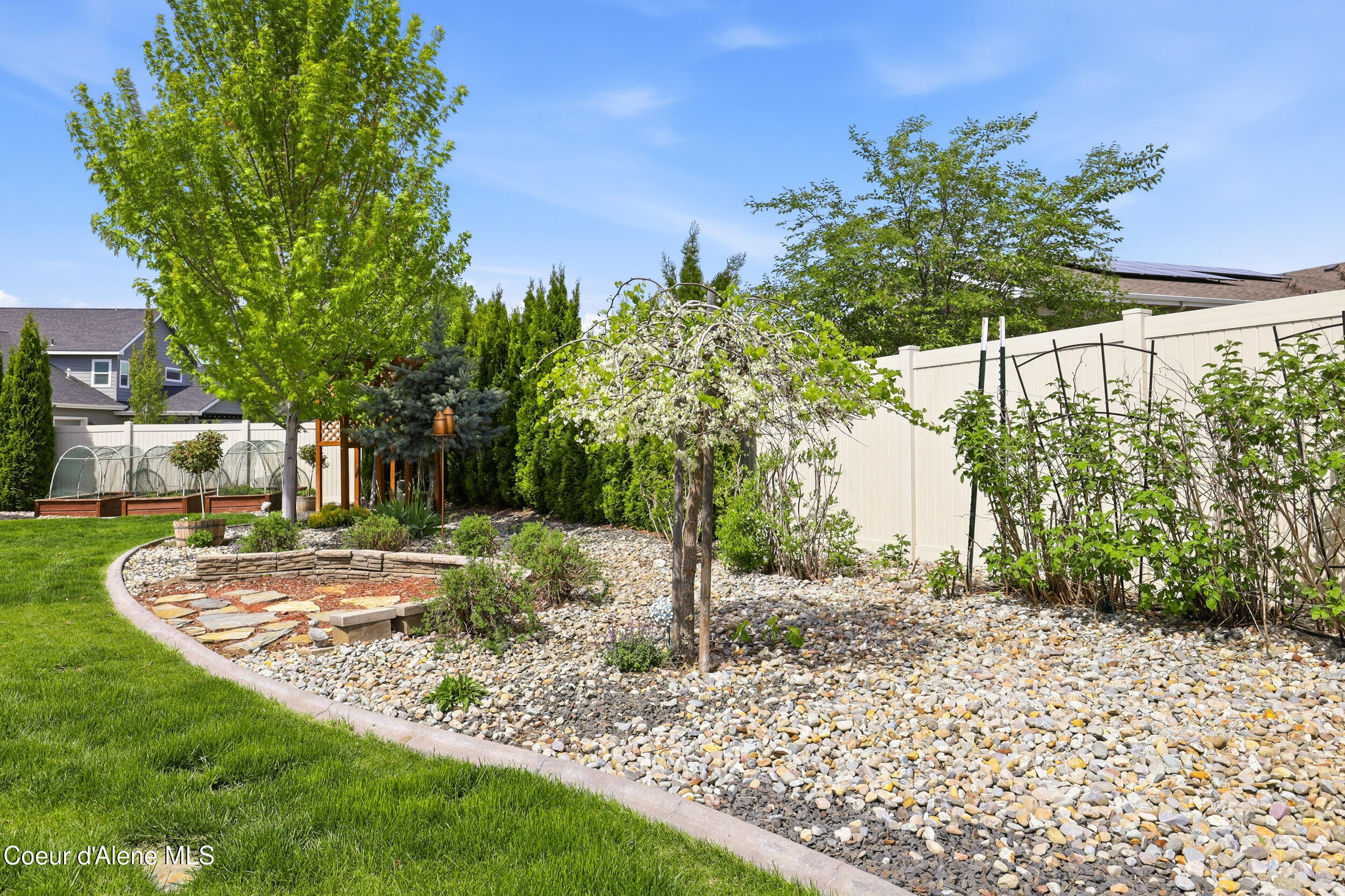 1880 W Alsea Loop