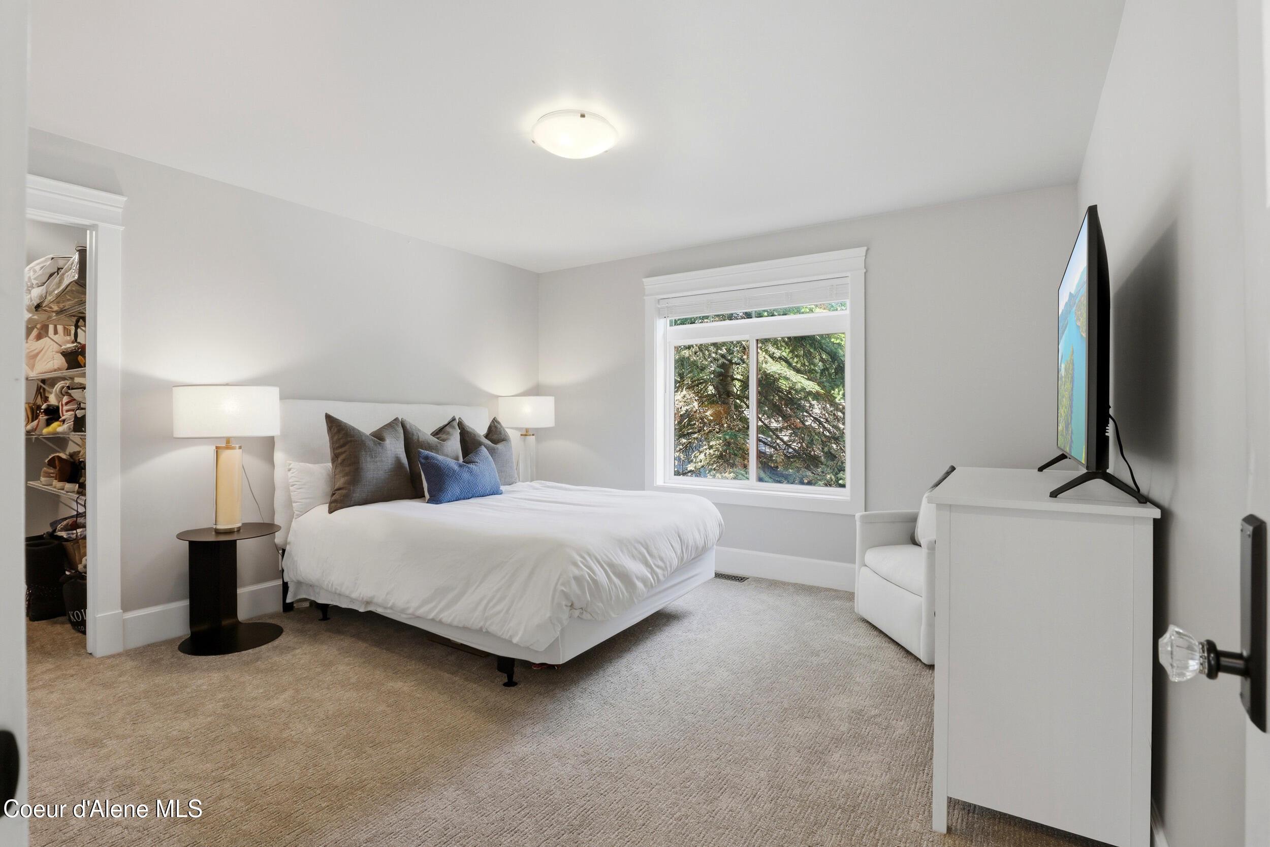 2697 S Espinazo Dr, Coeur d'Alene