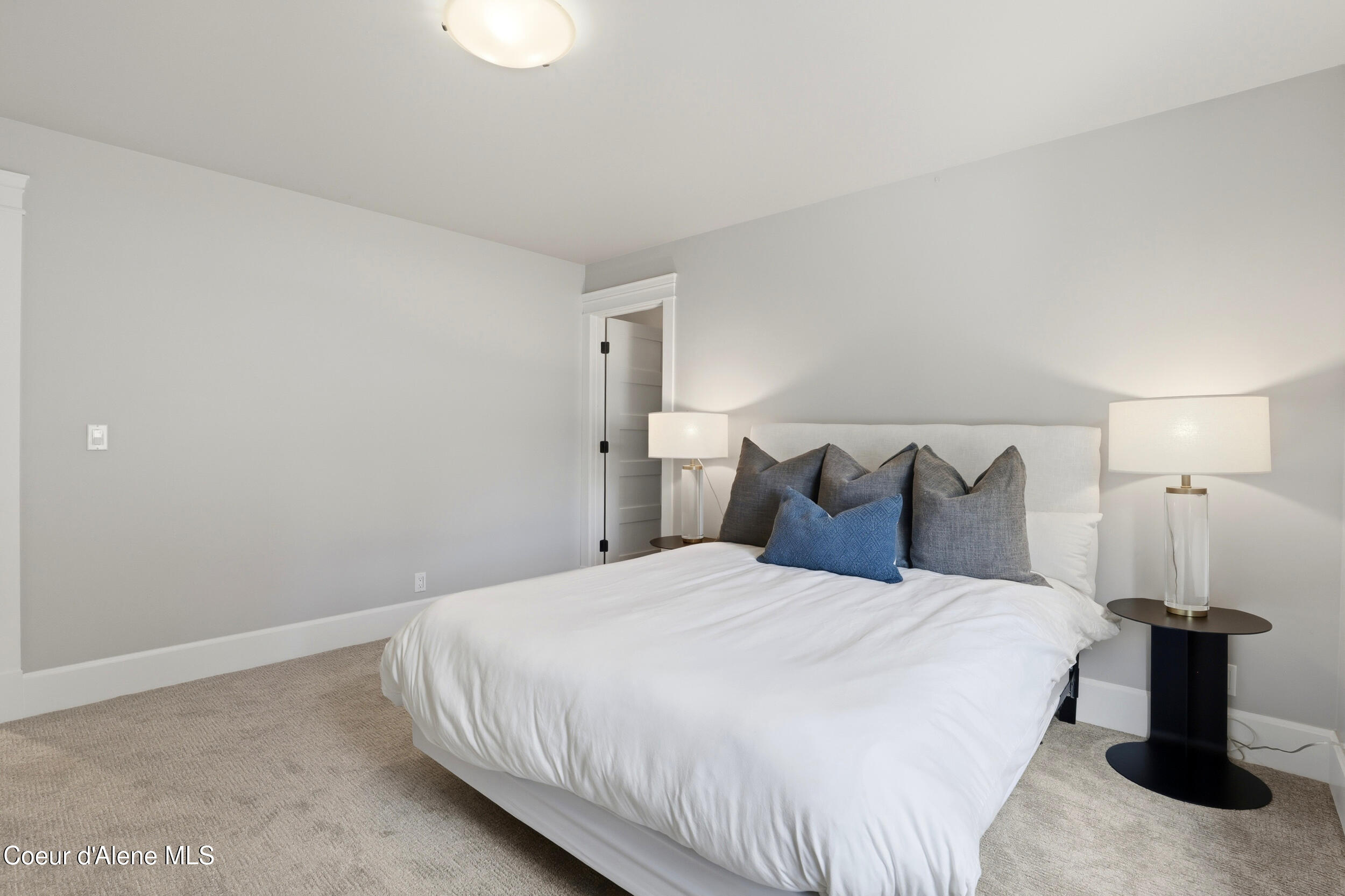 2697 S Espinazo Dr, Coeur d'Alene