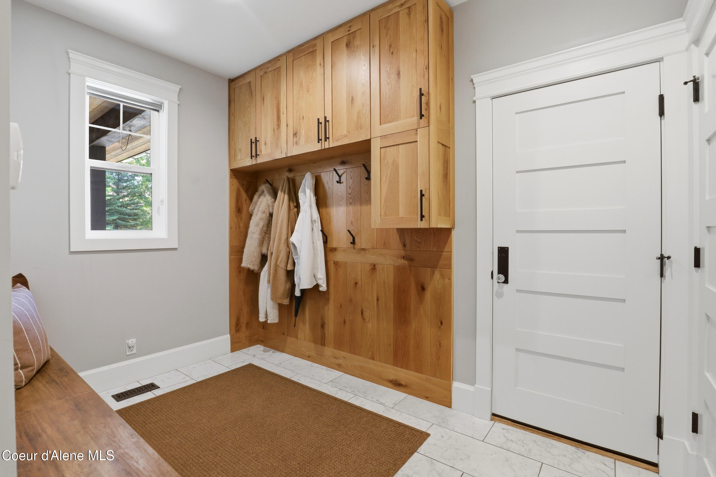 2697 S Espinazo Dr, Coeur d'Alene