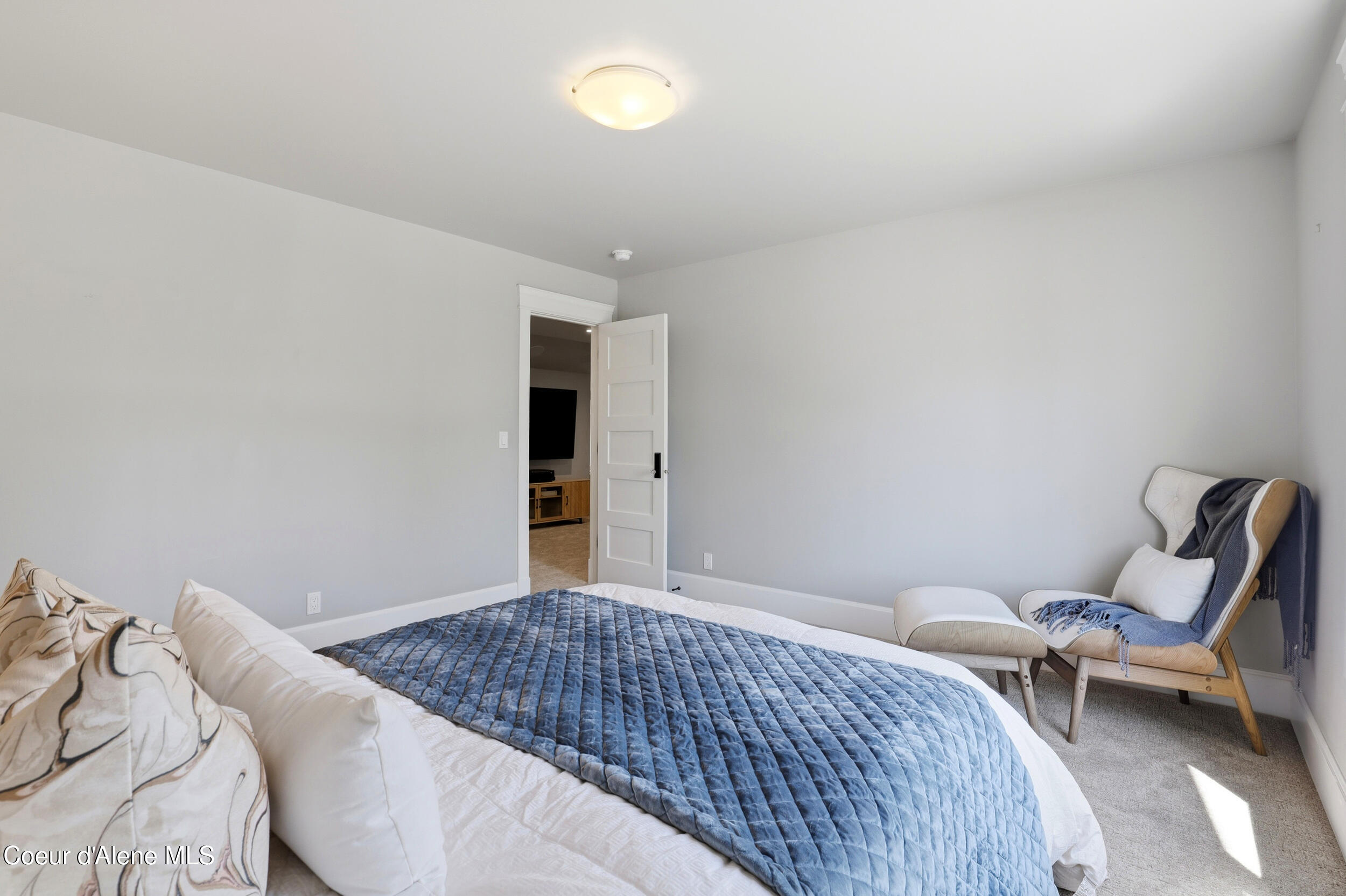 2697 S Espinazo Dr, Coeur d'Alene