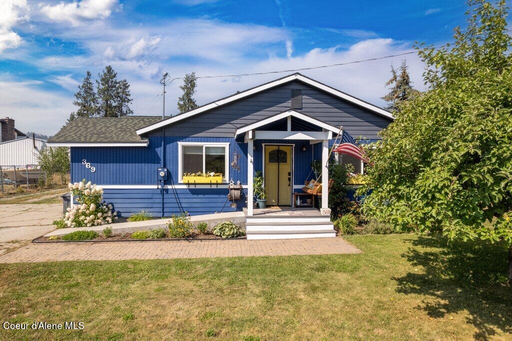 369 Glidden Ave