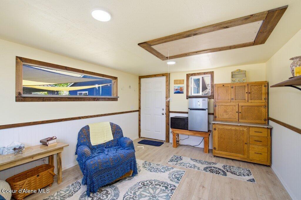 369 Glidden Ave