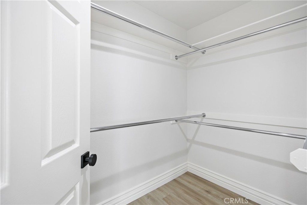 2501 E 16th Street E