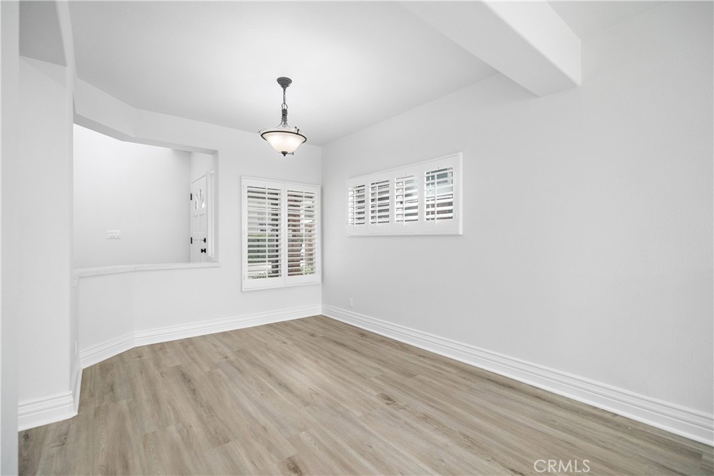 2501 E 16th Street E