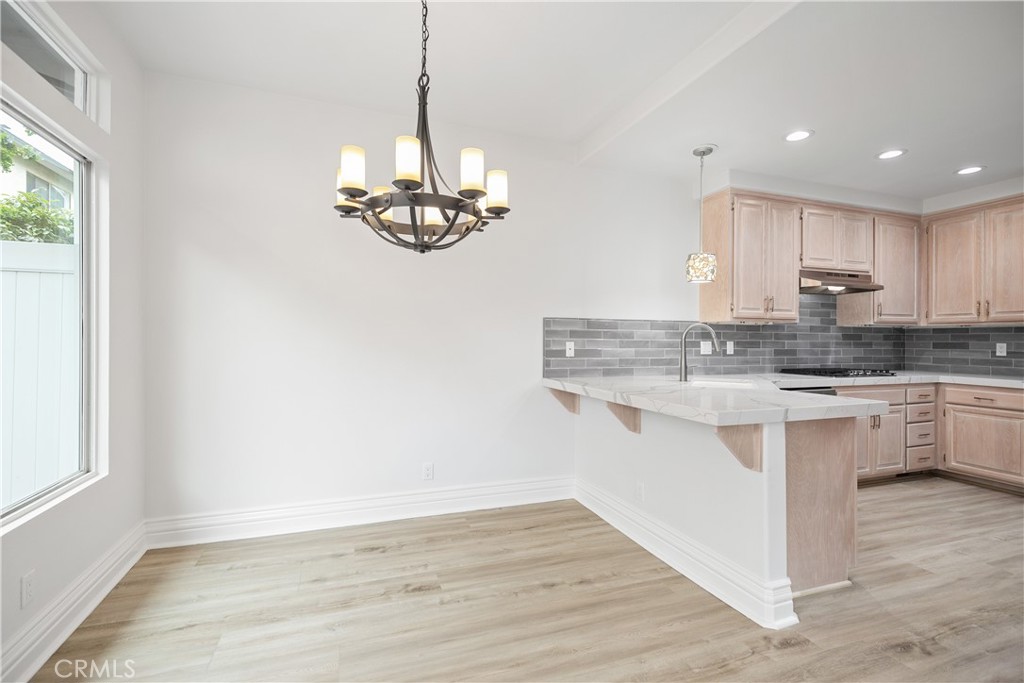 2501 E 16th Street E