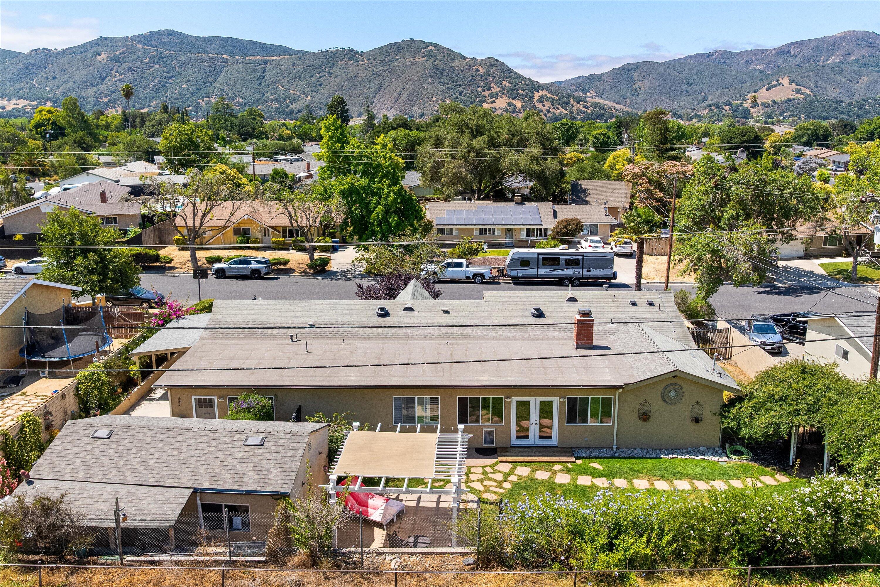 355 Glennora Way