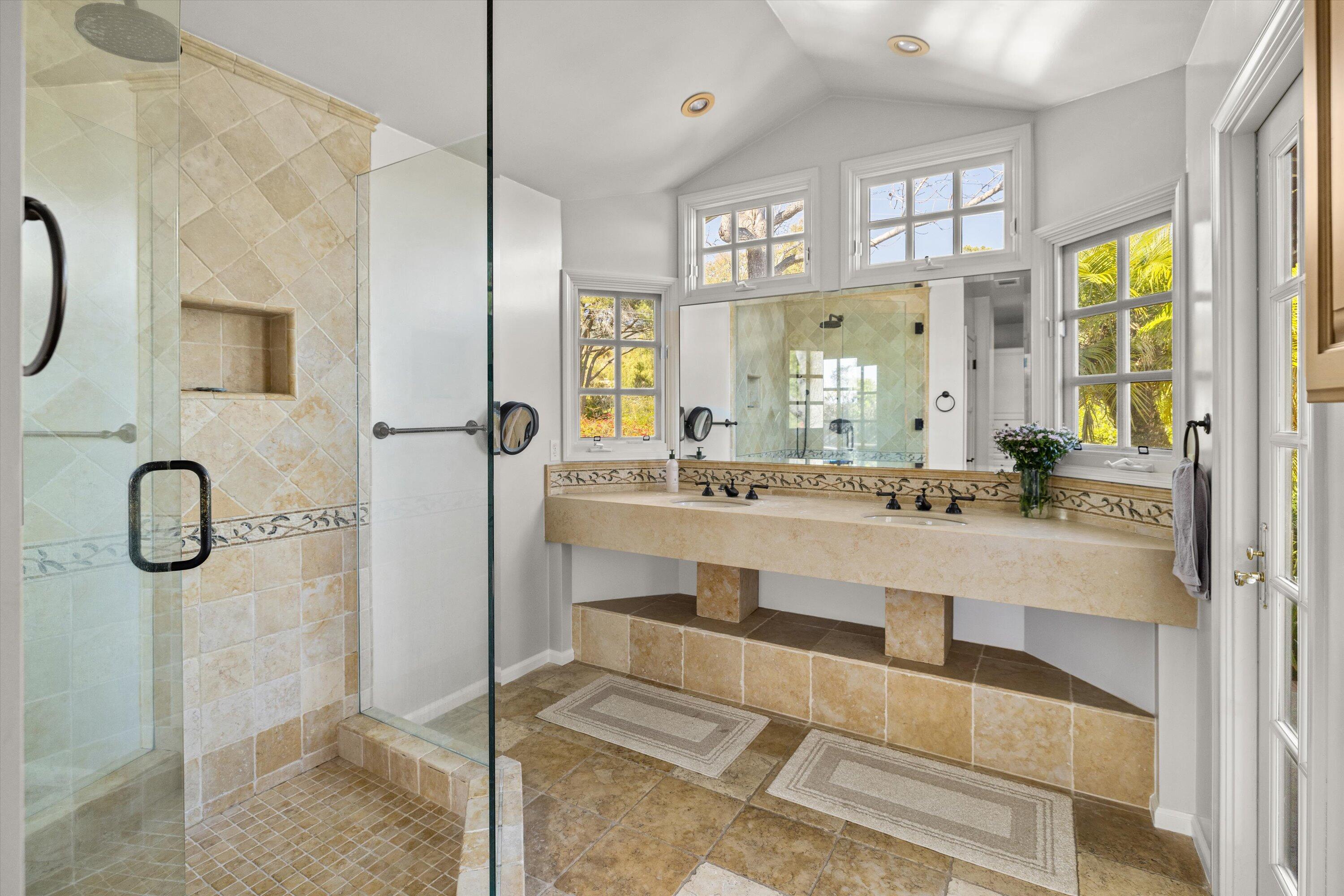 1192 Edward Place