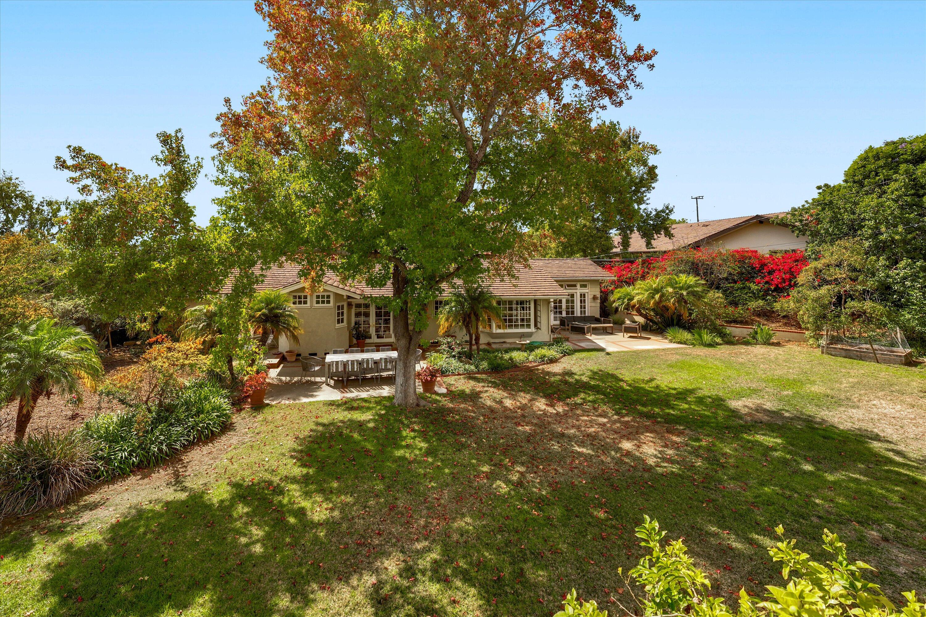 1192 Edward Place