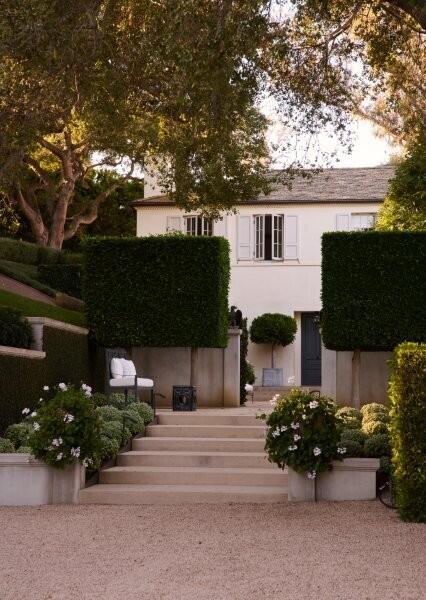 2910 Sycamore Canyon Road