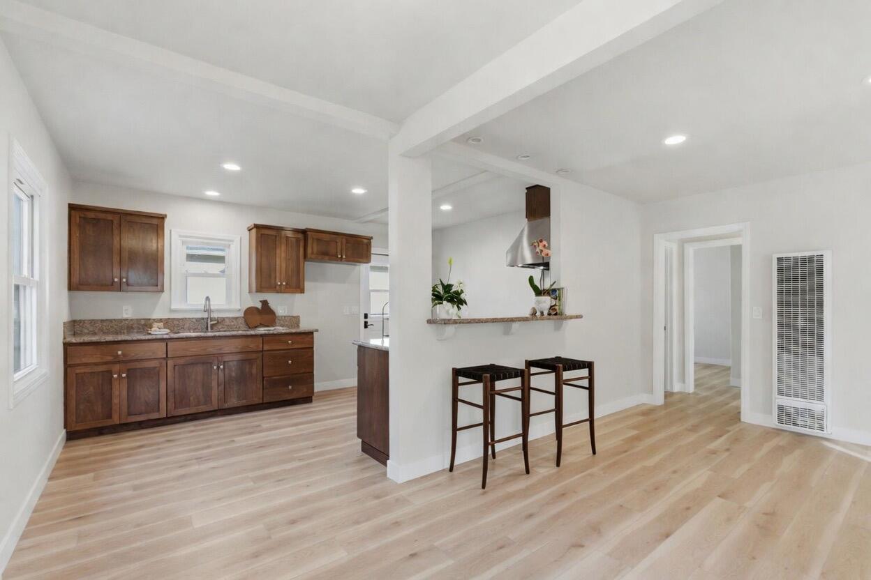 1307 Chino Street