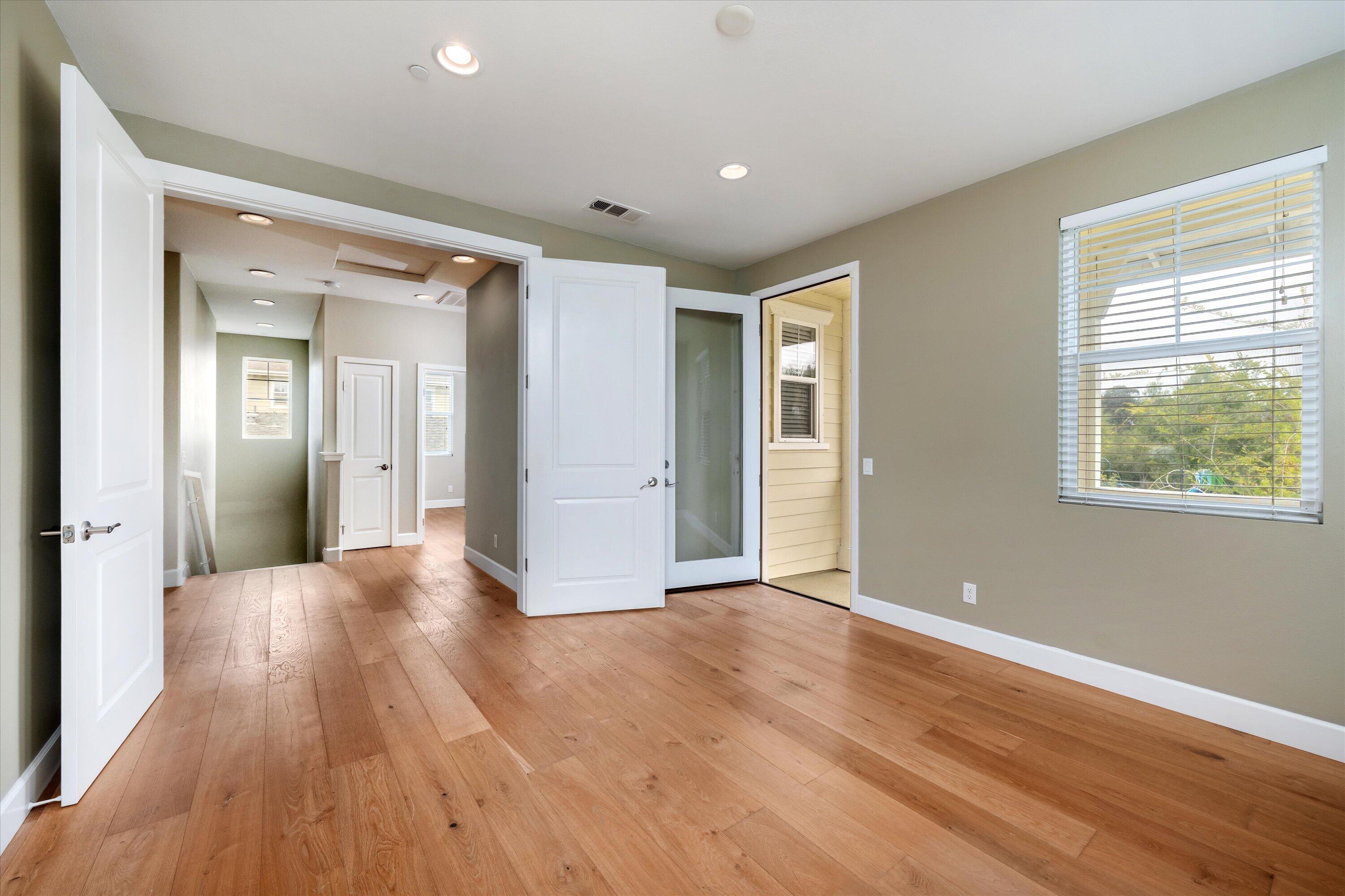 1109 Calle Lagunitas
