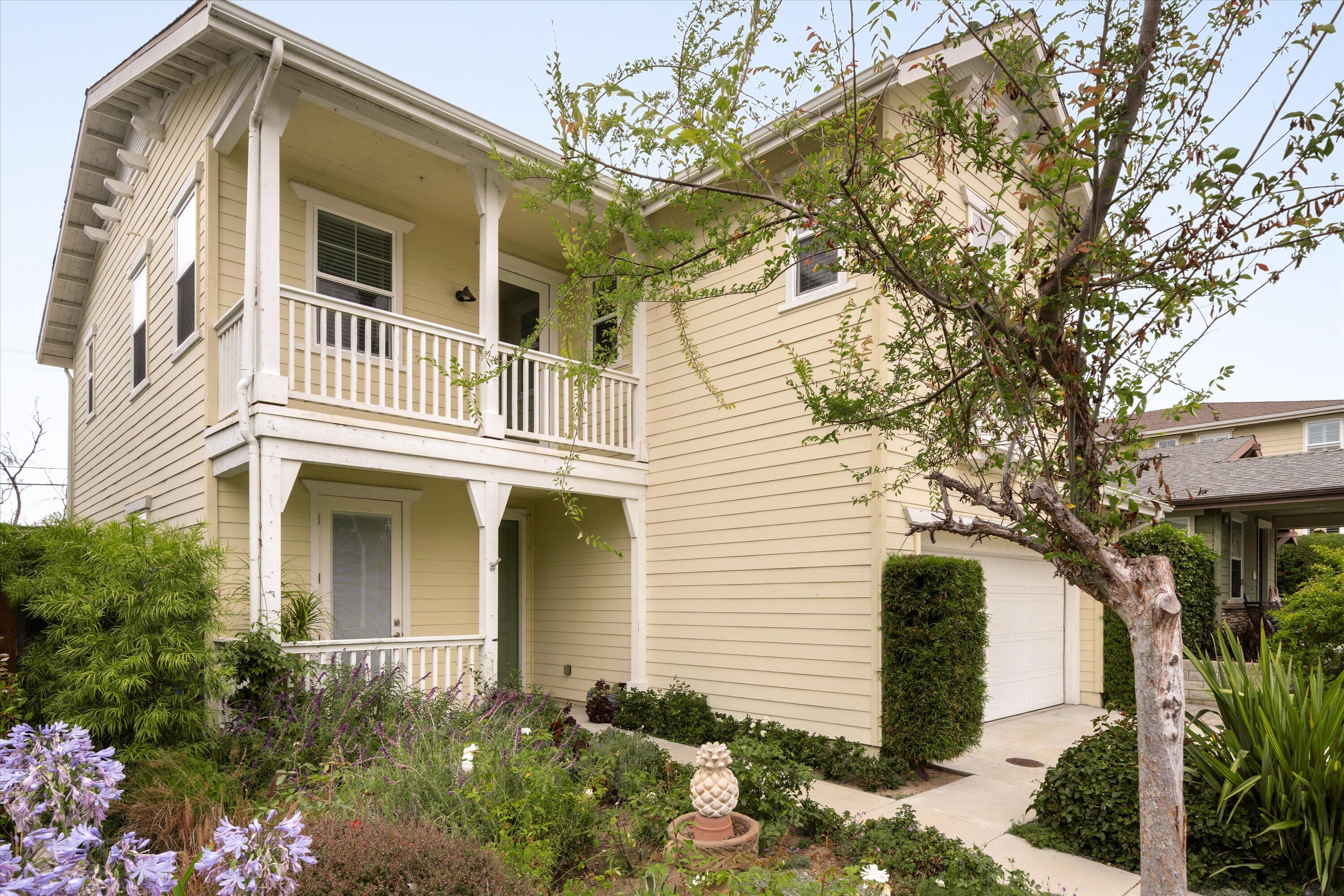 1109 Calle Lagunitas