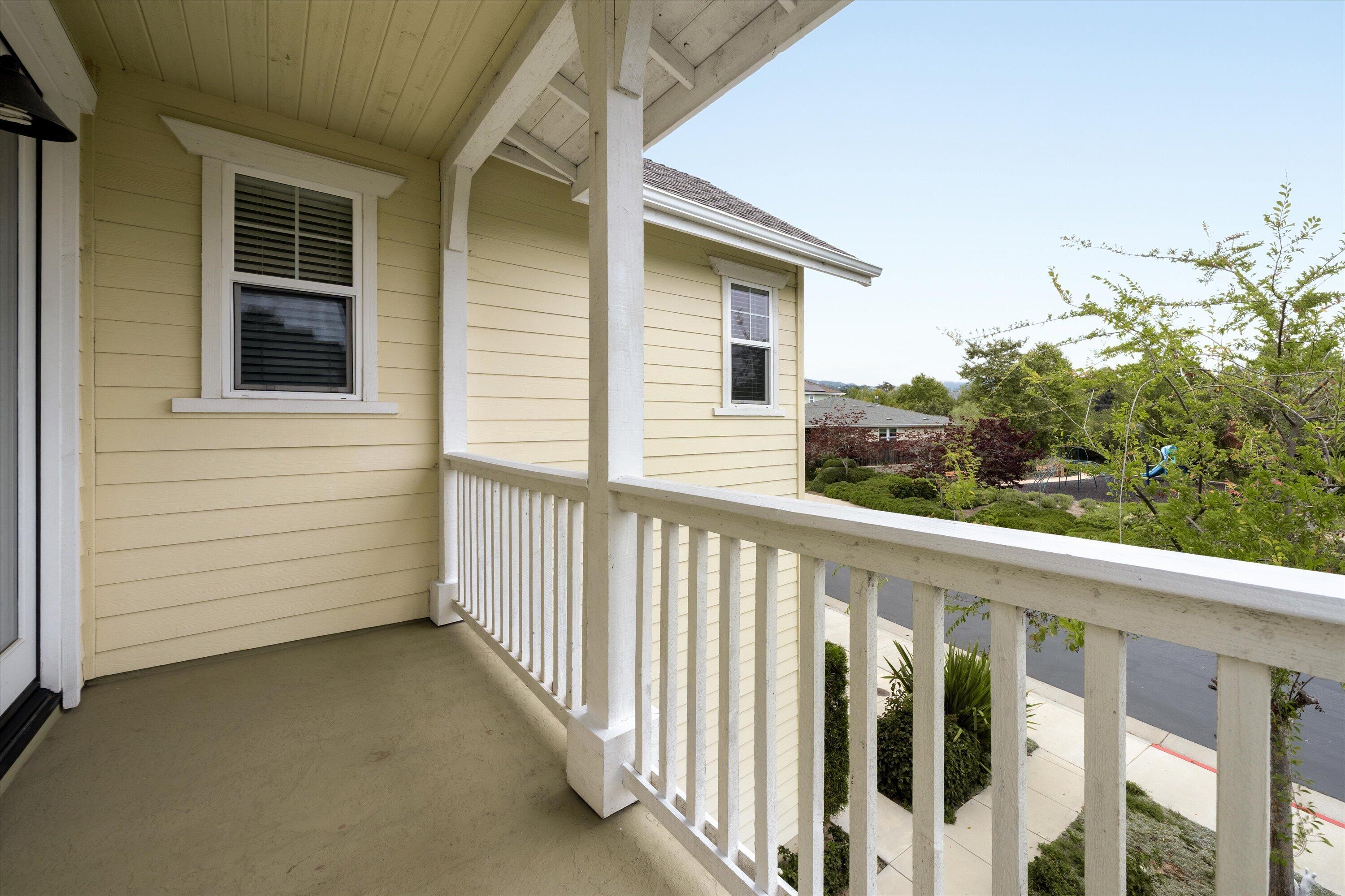 1109 Calle Lagunitas