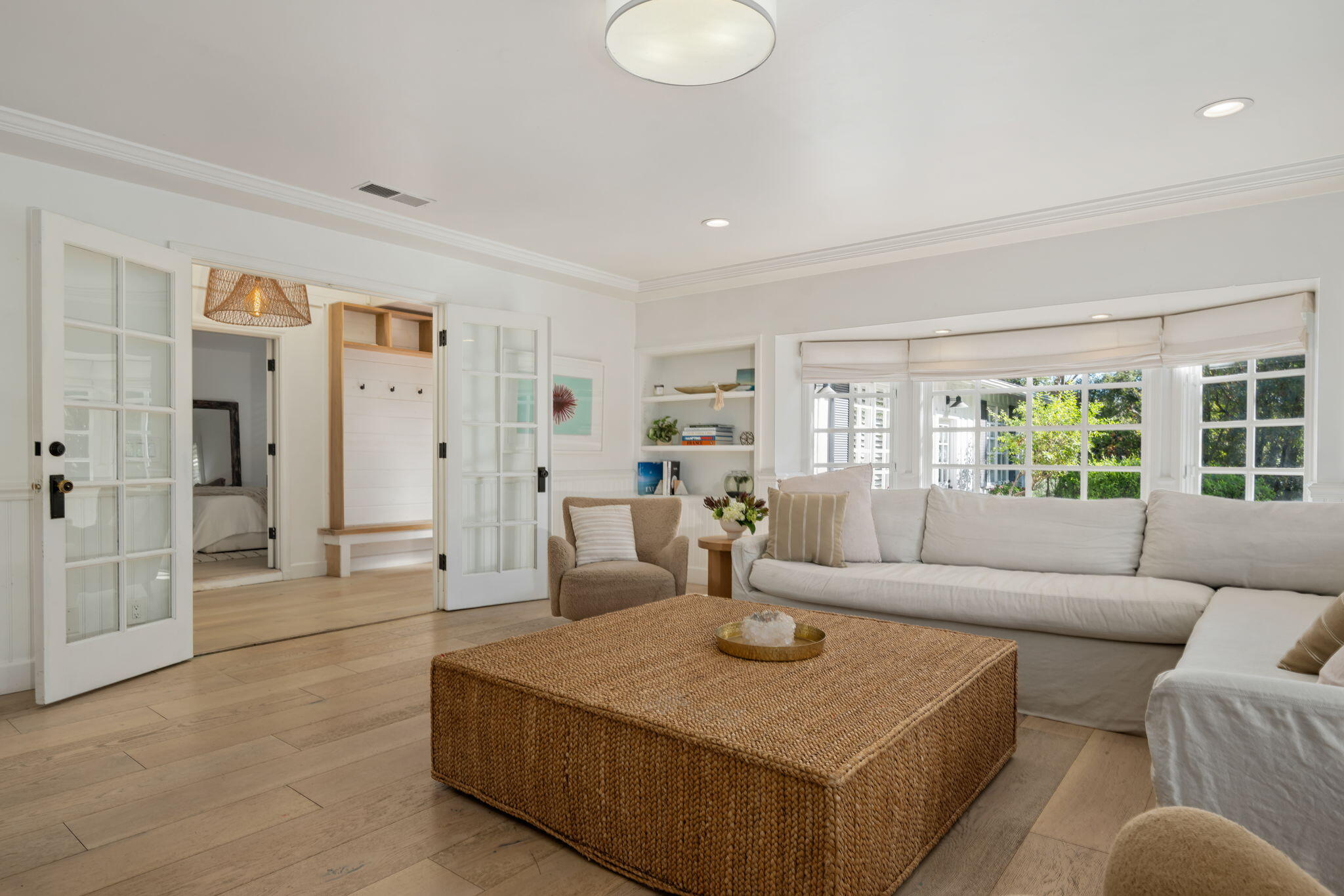 636 Oak Grove Drive