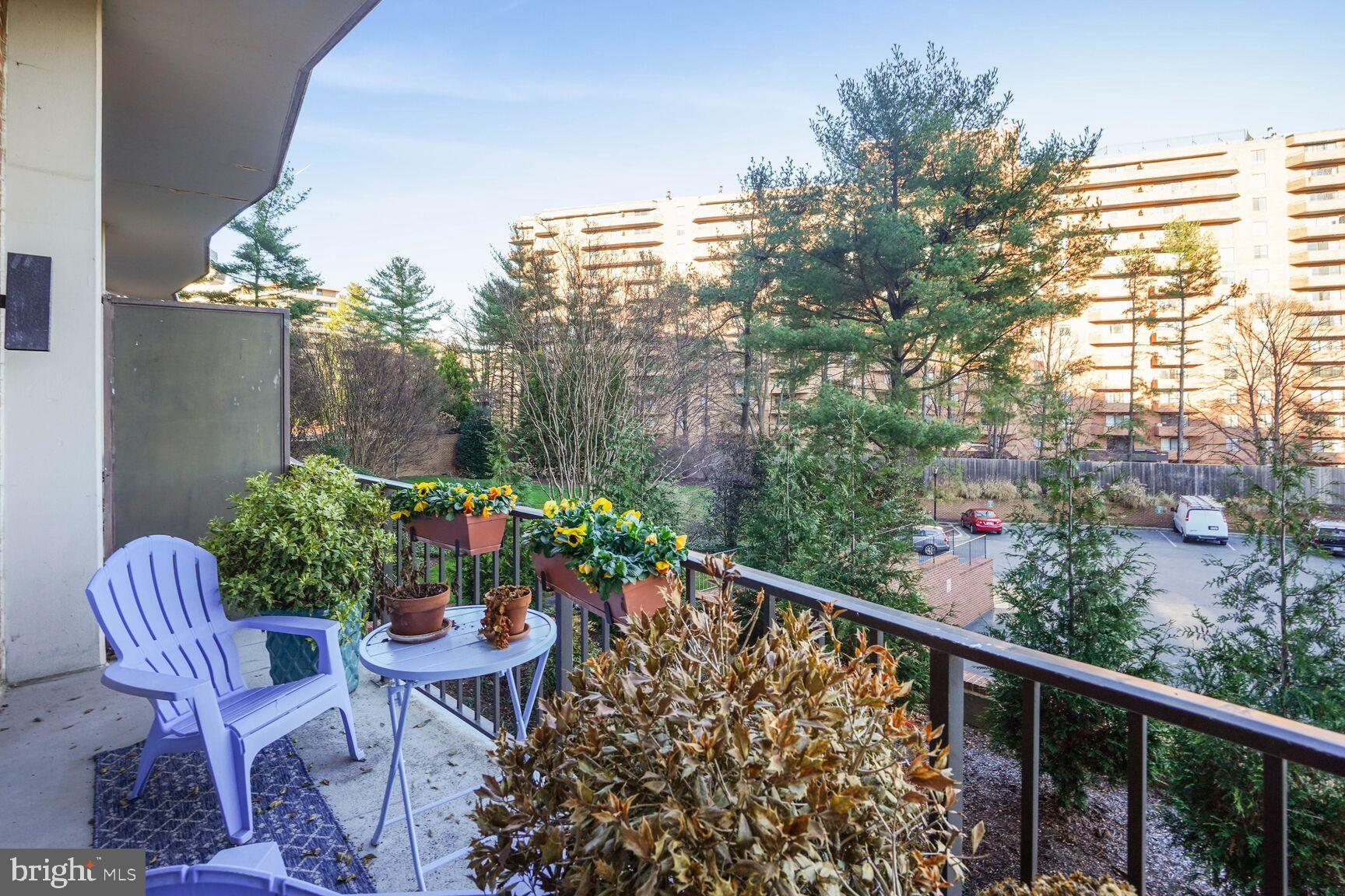 3101 New Mexico Ave NW #225